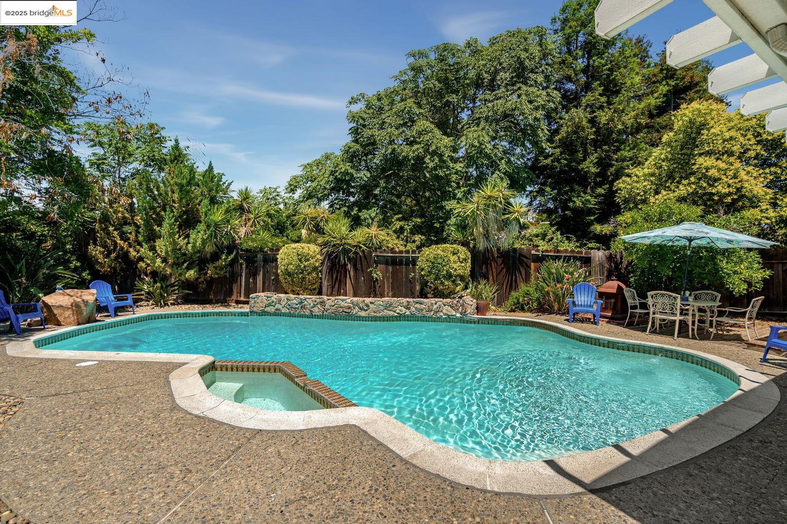 Detail Gallery Image 36 of 44 For 3300 Ashburton Dr, Antioch,  CA 94509 - 4 Beds | 2/1 Baths