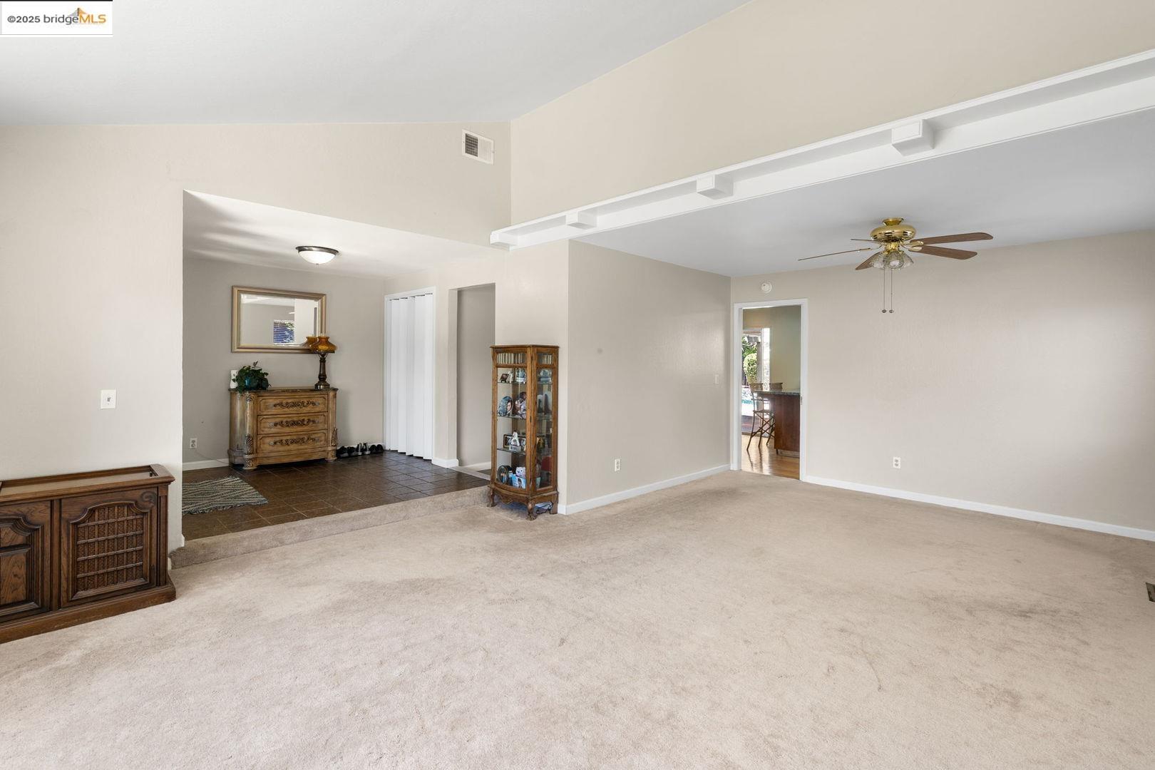 Detail Gallery Image 8 of 44 For 3300 Ashburton Dr, Antioch,  CA 94509 - 4 Beds | 2/1 Baths