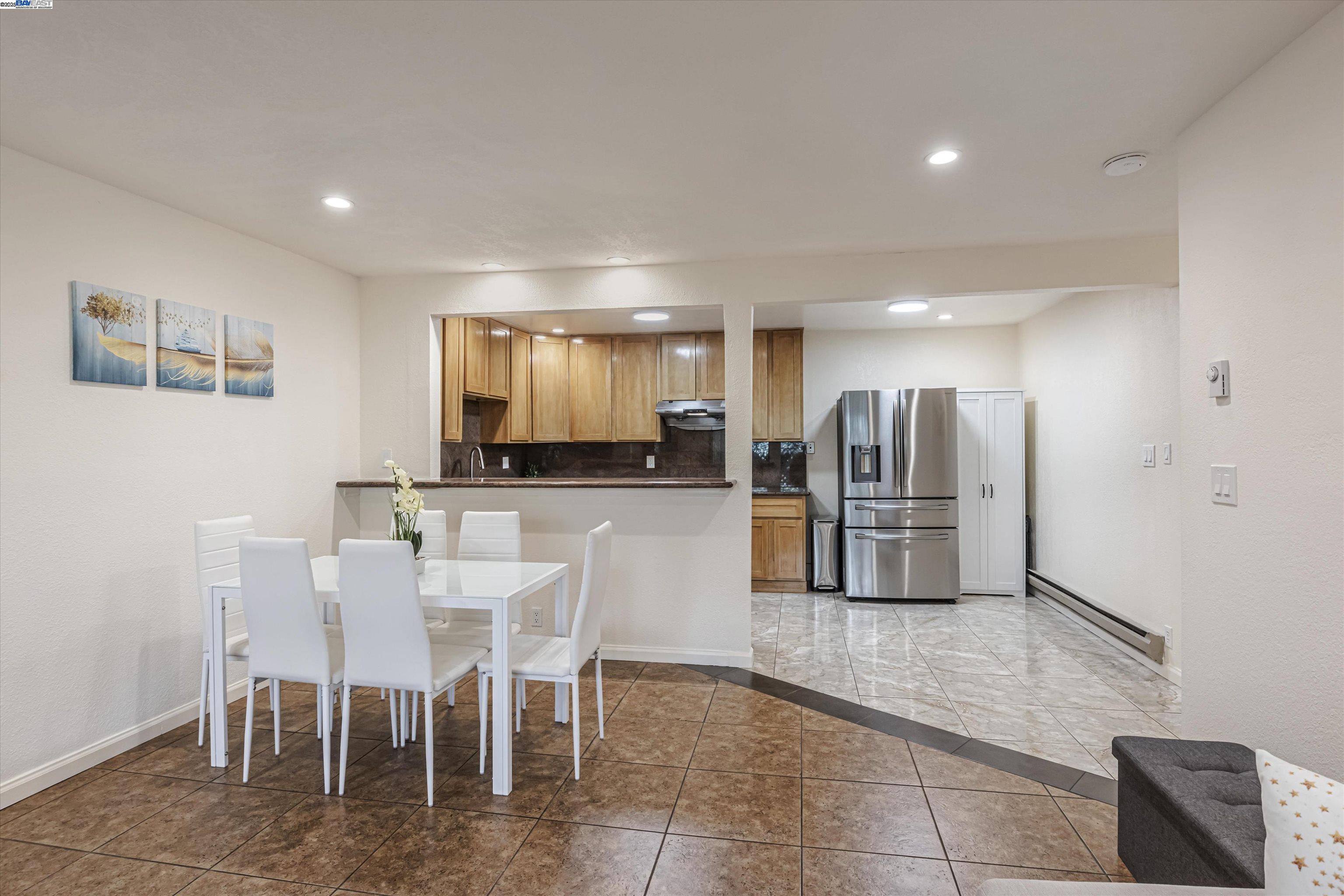 Photo #12: 41104237 Listing: Photo #12