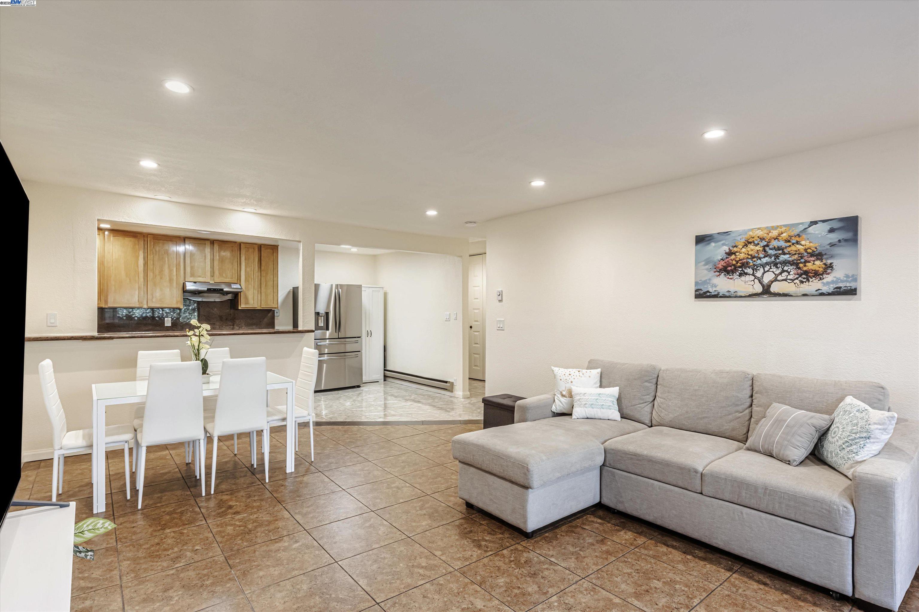 Photo #4: 41104237 Listing 