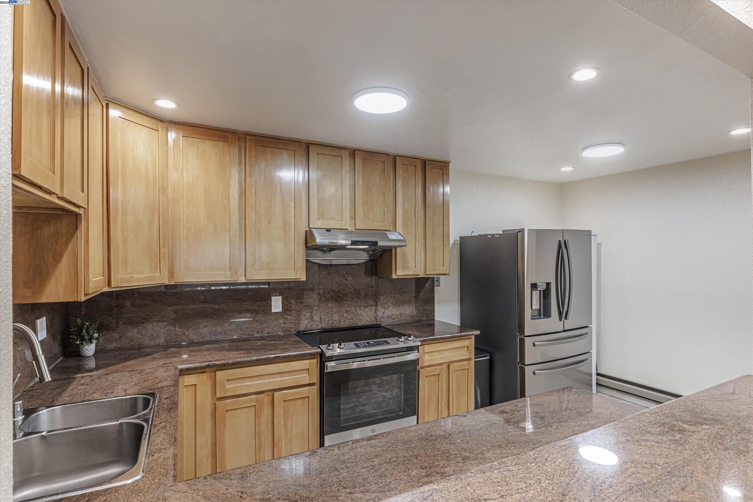 Photo #7: 41104237 Listing: Photo #7