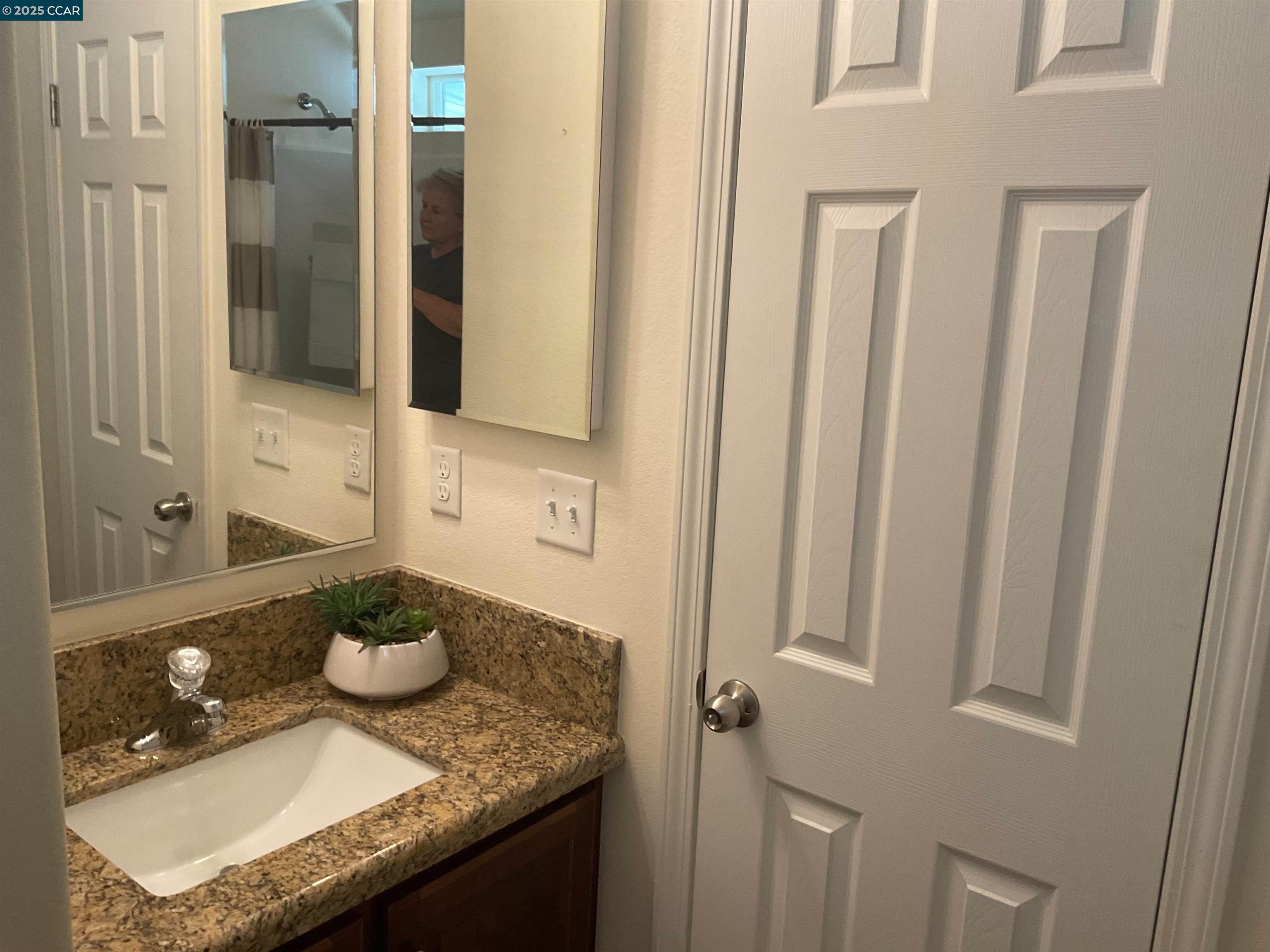 Detail Gallery Image 19 of 22 For 16711 Marsh Creek Rd #109,  Clayton,  CA 94517 - 2 Beds | 2 Baths