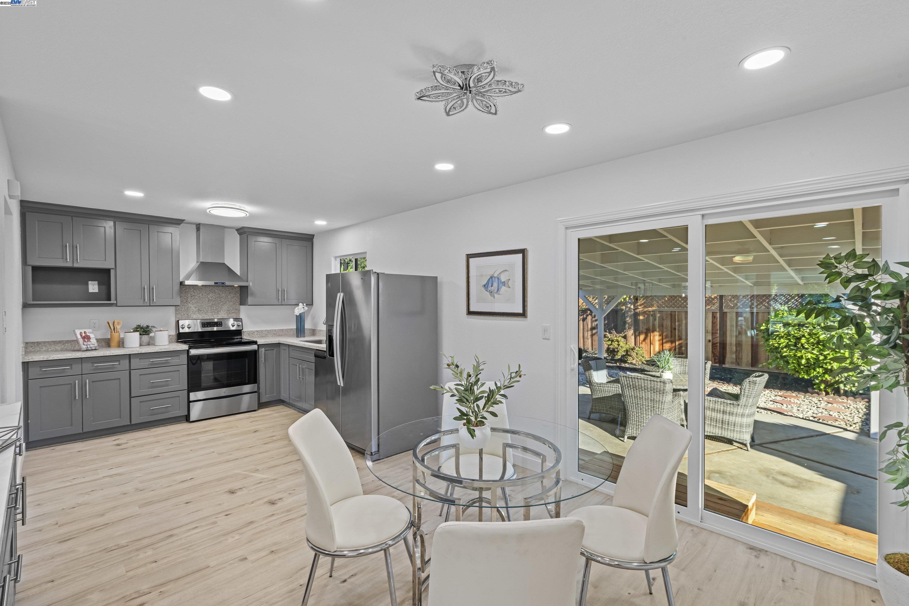 Detail Gallery Image 12 of 31 For 4564 Piper St, Fremont,  CA 94538 - 3 Beds | 1 Baths