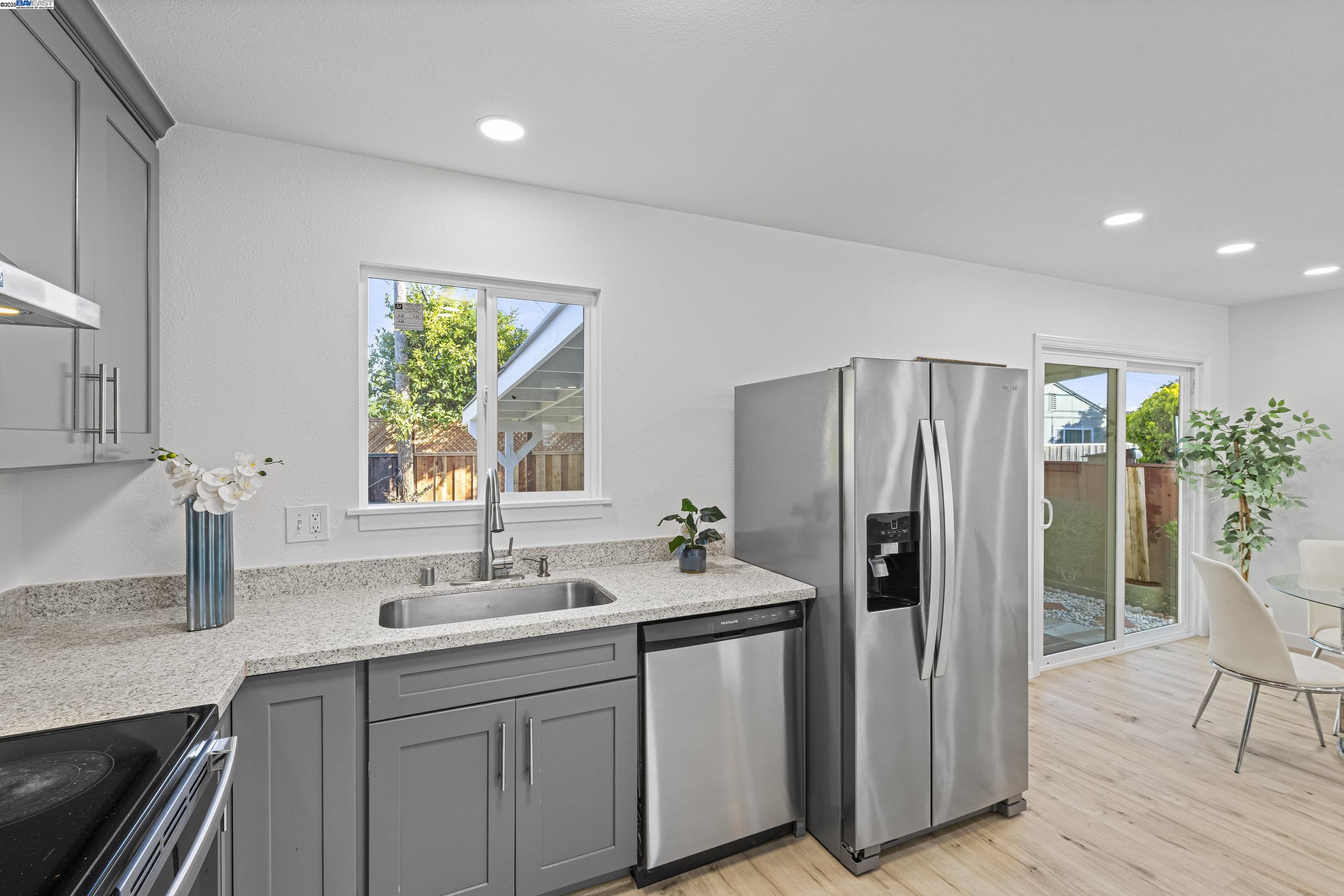 Detail Gallery Image 17 of 31 For 4564 Piper St, Fremont,  CA 94538 - 3 Beds | 1 Baths