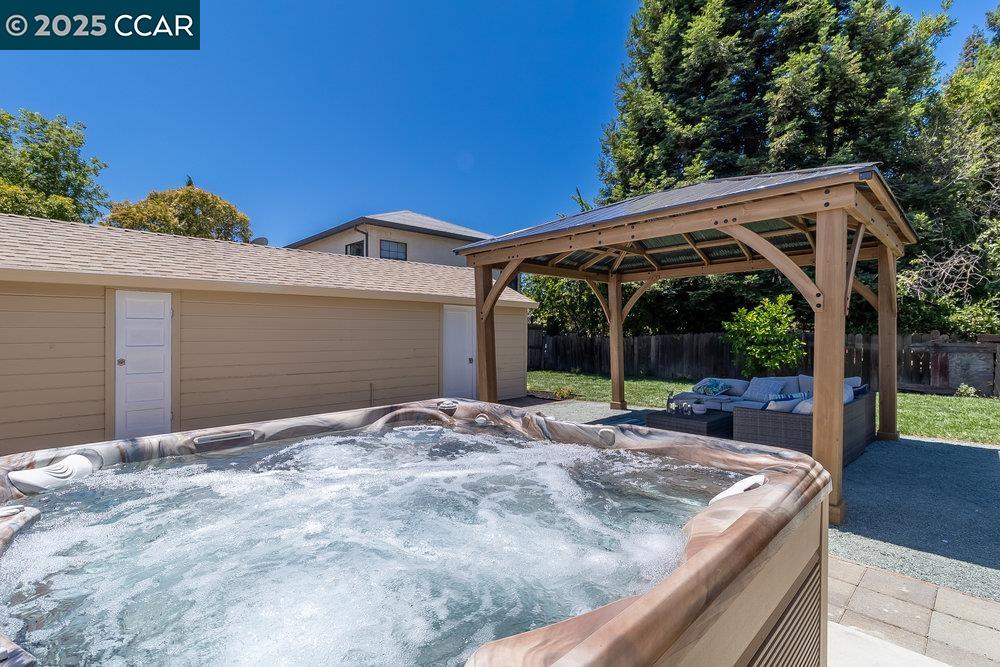 Detail Gallery Image 33 of 45 For 1251 Delacy Ave, Martinez,  CA 94553 - 3 Beds | 2 Baths
