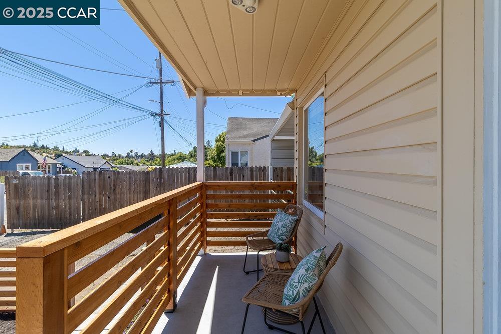 Detail Gallery Image 7 of 45 For 1251 Delacy Ave, Martinez,  CA 94553 - 3 Beds | 2 Baths