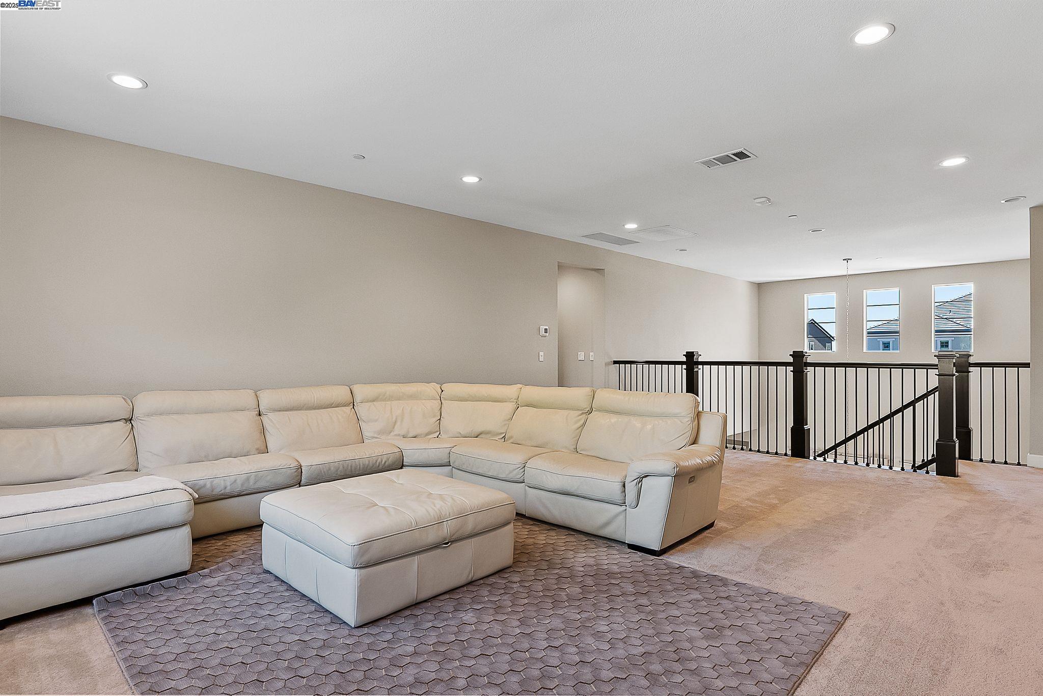 Detail Gallery Image 23 of 53 For 1949 Decanter Cir, Brentwood,  CA 94513 - 4 Beds | 4 Baths