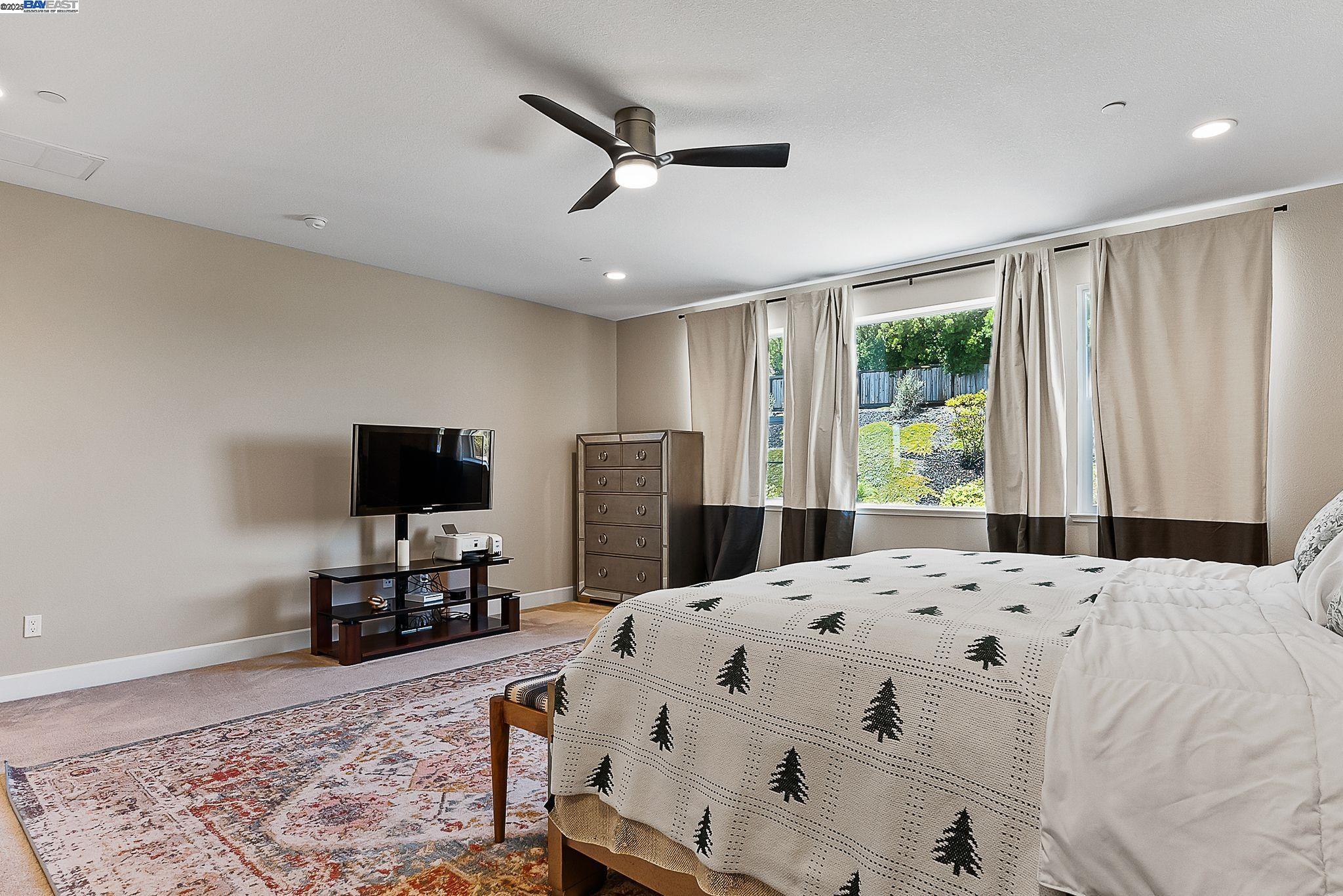 Detail Gallery Image 33 of 53 For 1949 Decanter Cir, Brentwood,  CA 94513 - 4 Beds | 4 Baths