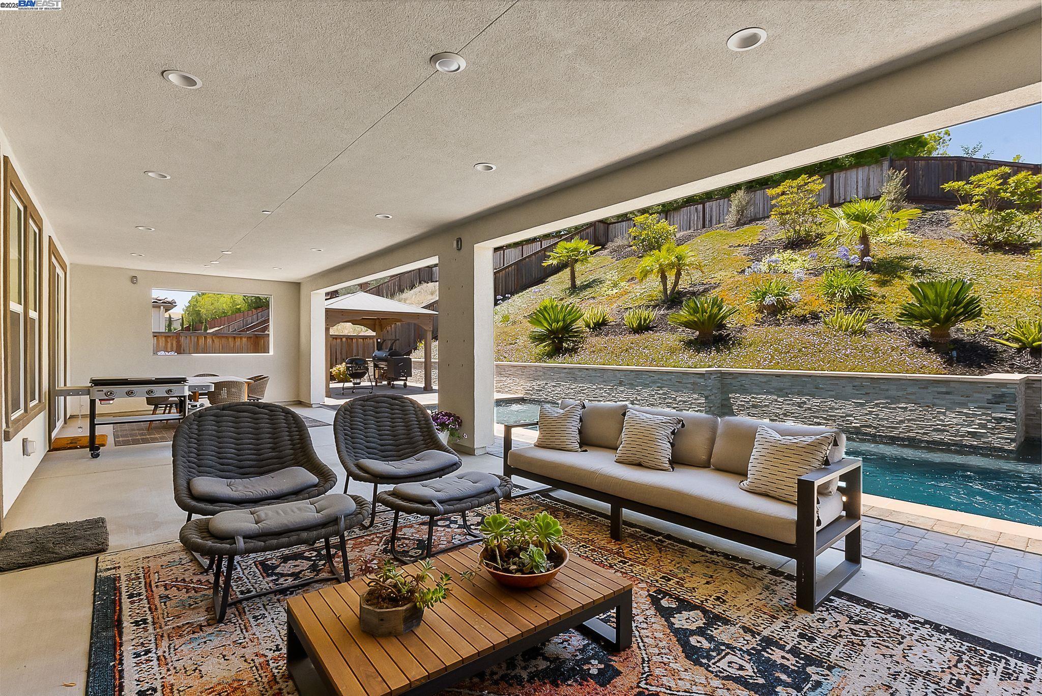 Detail Gallery Image 42 of 53 For 1949 Decanter Cir, Brentwood,  CA 94513 - 4 Beds | 4 Baths