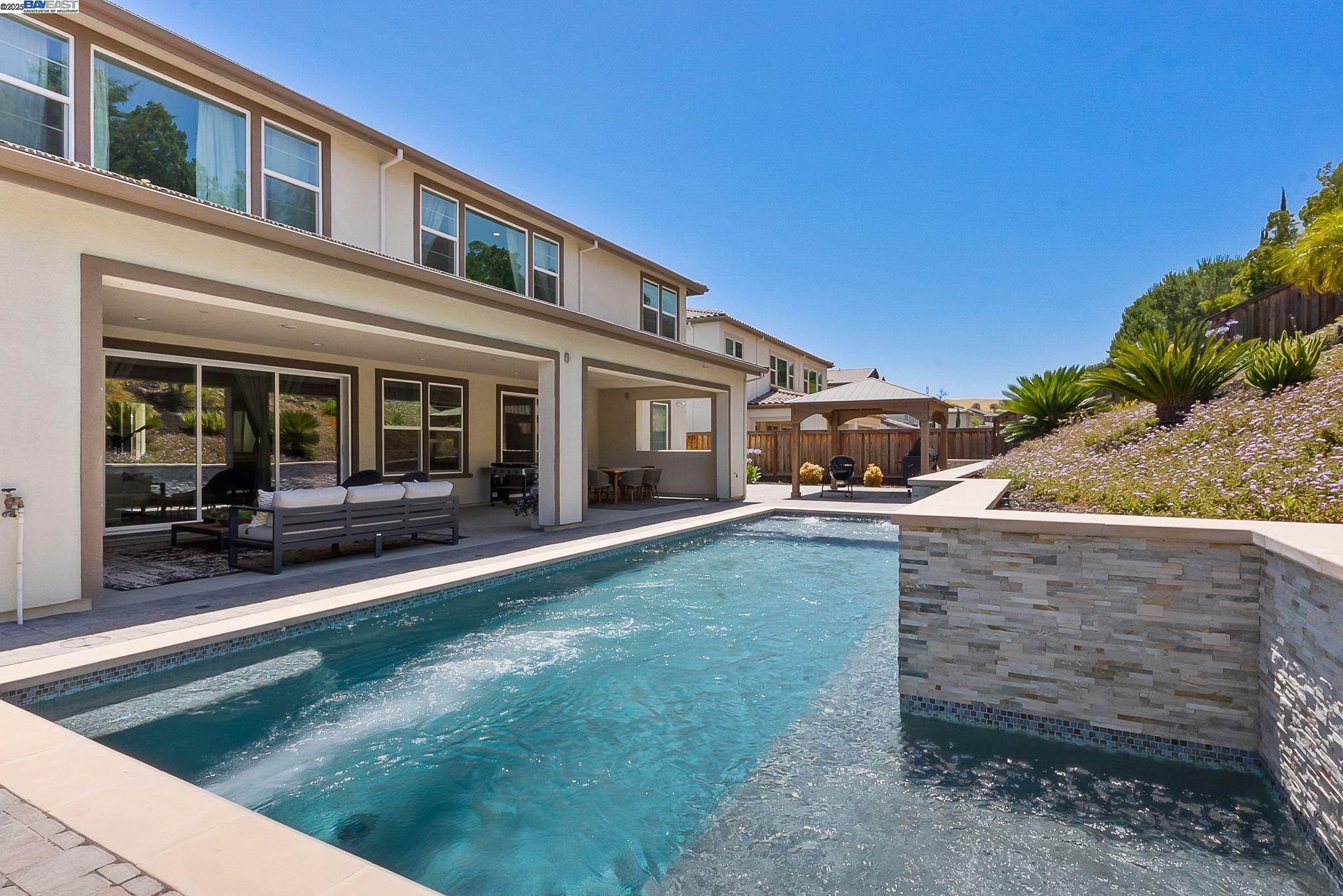 Detail Gallery Image 46 of 53 For 1949 Decanter Cir, Brentwood,  CA 94513 - 4 Beds | 4 Baths