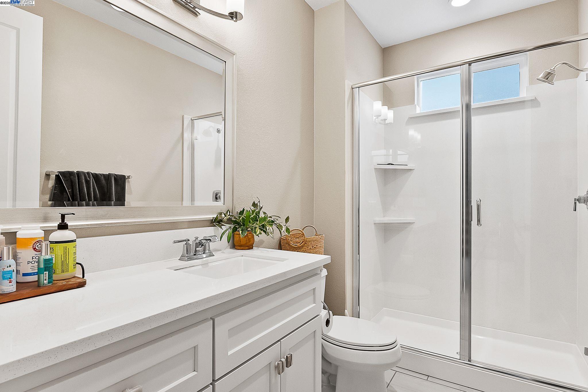Detail Gallery Image 9 of 53 For 1949 Decanter Cir, Brentwood,  CA 94513 - 4 Beds | 4 Baths