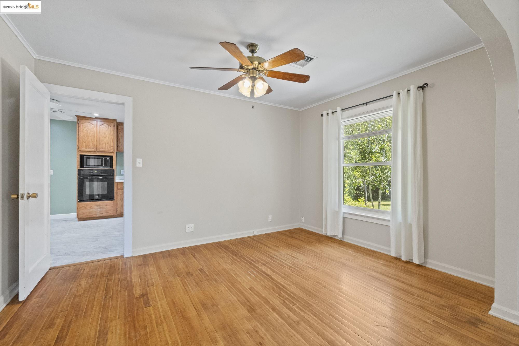 Detail Gallery Image 9 of 24 For 708 E Bald Mountain Rd, Sonora,  CA 95370 - 2 Beds | 1 Baths