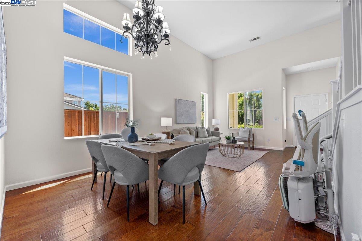 Detail Gallery Image 14 of 60 For 4775 Mahogany St, Dublin,  CA 94568 - 4 Beds | 2/1 Baths