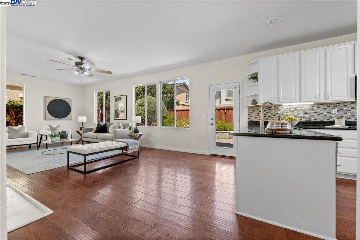 Detail Gallery Image 16 of 60 For 4775 Mahogany St, Dublin,  CA 94568 - 4 Beds | 2/1 Baths