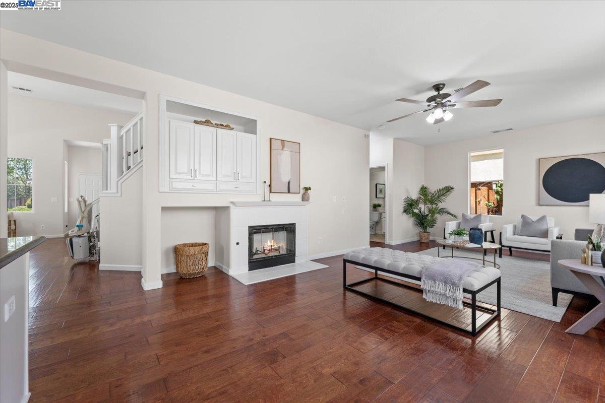 Detail Gallery Image 21 of 60 For 4775 Mahogany St, Dublin,  CA 94568 - 4 Beds | 2/1 Baths