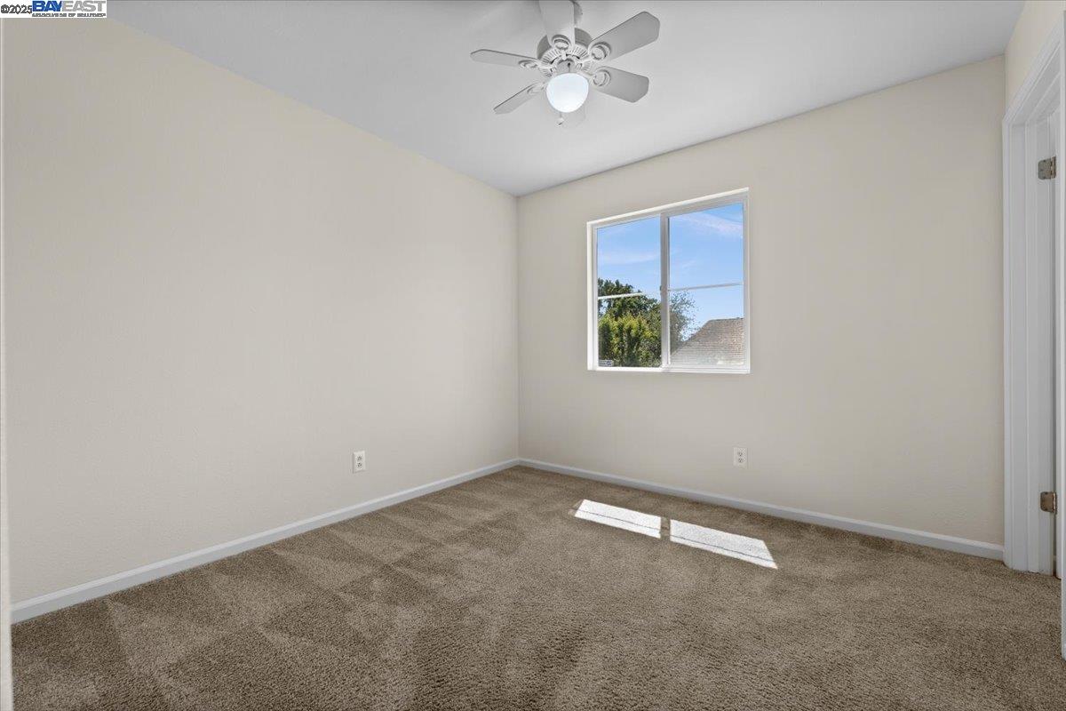 Detail Gallery Image 34 of 60 For 4775 Mahogany St, Dublin,  CA 94568 - 4 Beds | 2/1 Baths