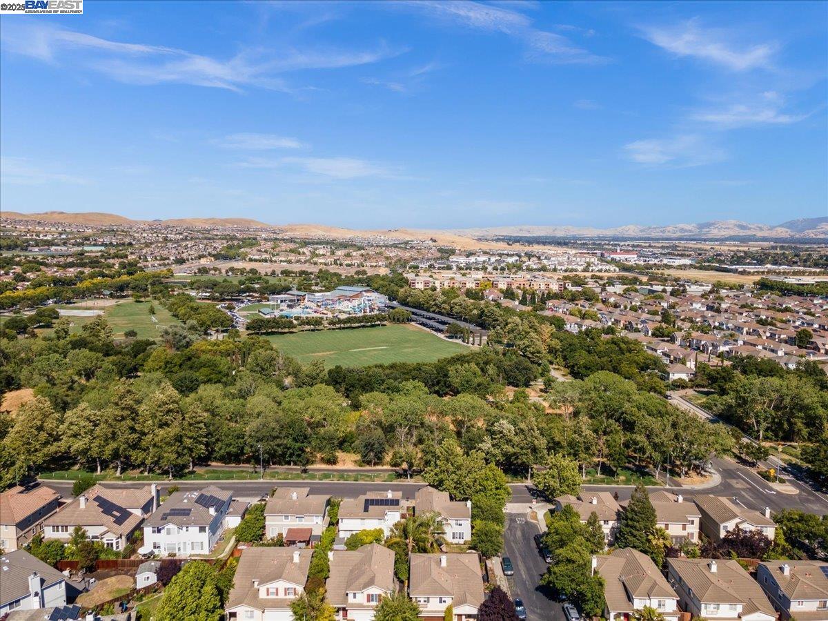 Detail Gallery Image 51 of 60 For 4775 Mahogany St, Dublin,  CA 94568 - 4 Beds | 2/1 Baths