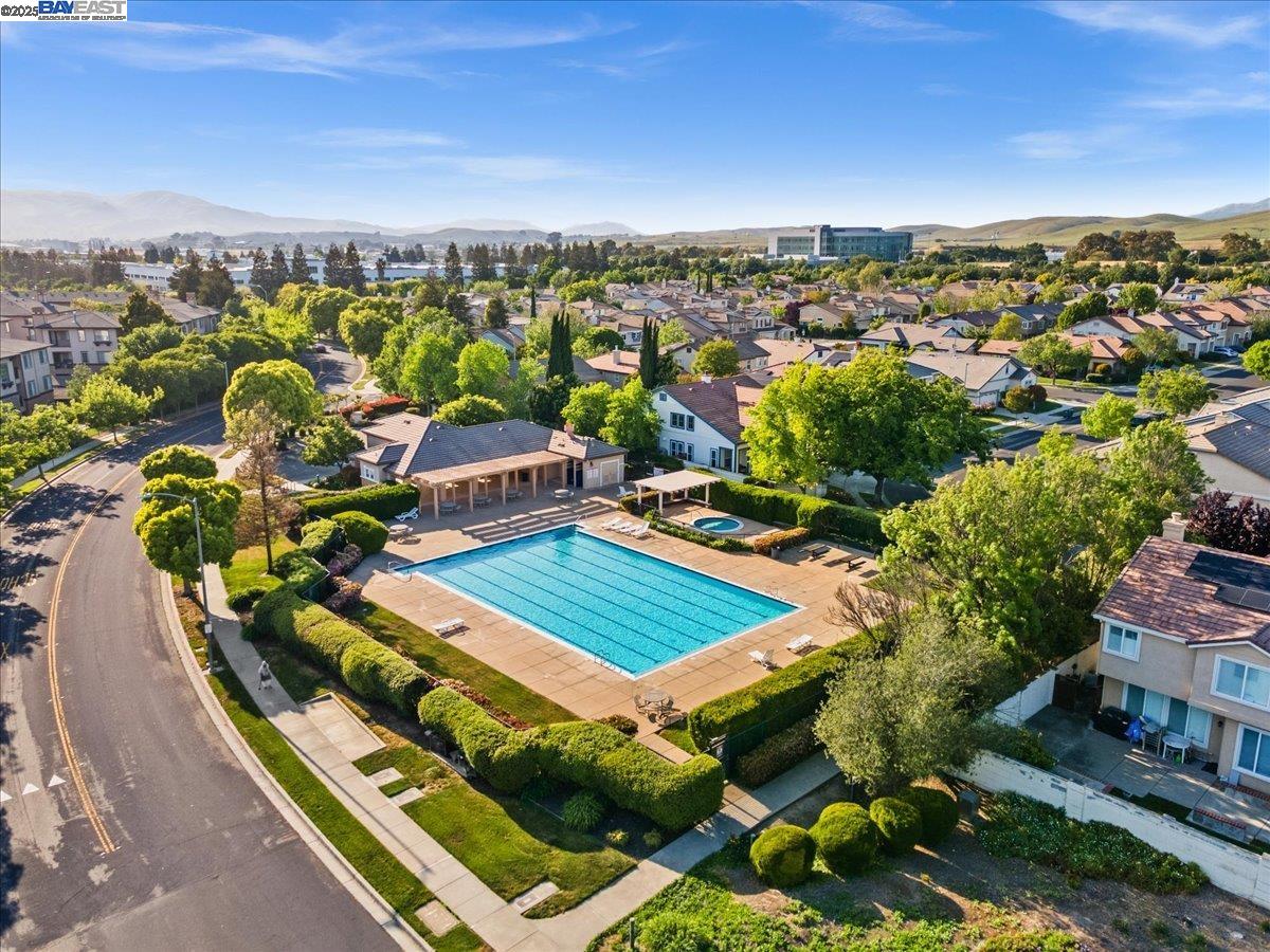 Detail Gallery Image 58 of 60 For 4775 Mahogany St, Dublin,  CA 94568 - 4 Beds | 2/1 Baths