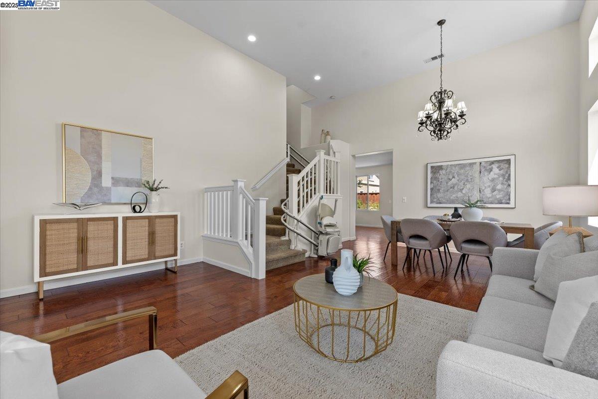 Detail Gallery Image 9 of 60 For 4775 Mahogany St, Dublin,  CA 94568 - 4 Beds | 2/1 Baths
