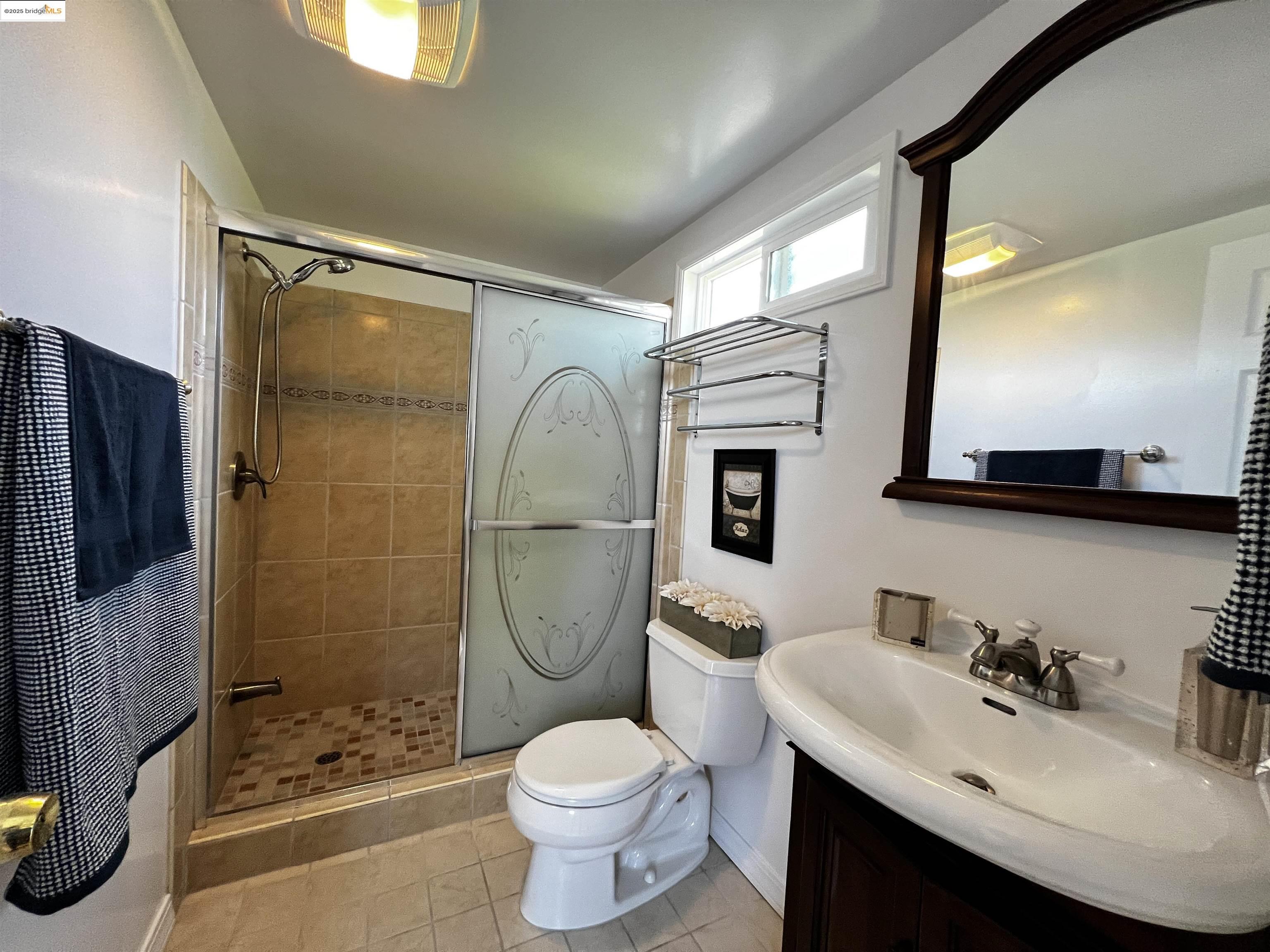 Detail Gallery Image 22 of 46 For 2119 Lincoln Ave, Richmond,  CA 94801 - 3 Beds | 2 Baths