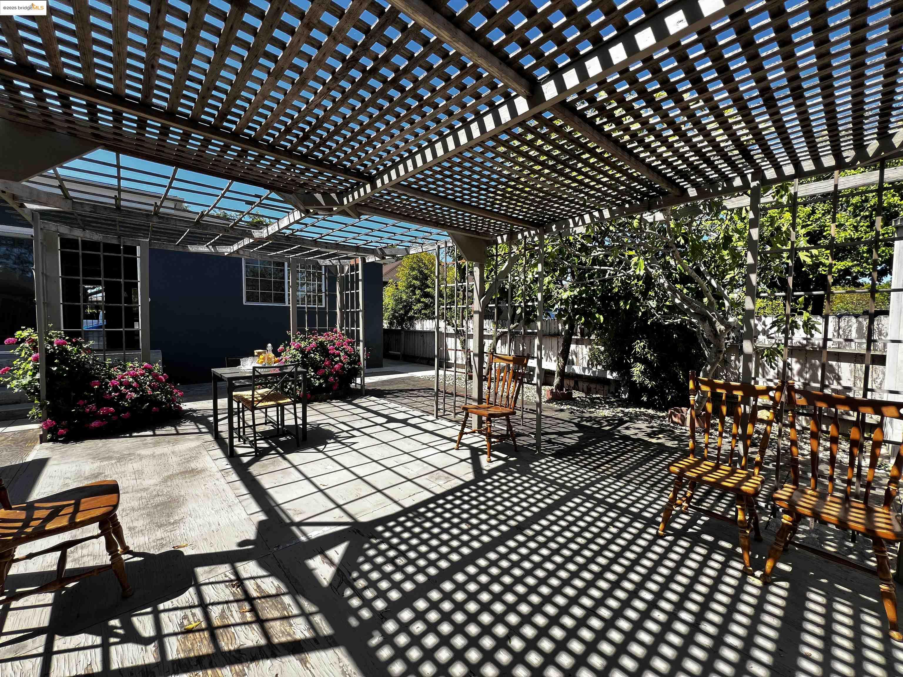 Detail Gallery Image 42 of 46 For 2119 Lincoln Ave, Richmond,  CA 94801 - 3 Beds | 2 Baths