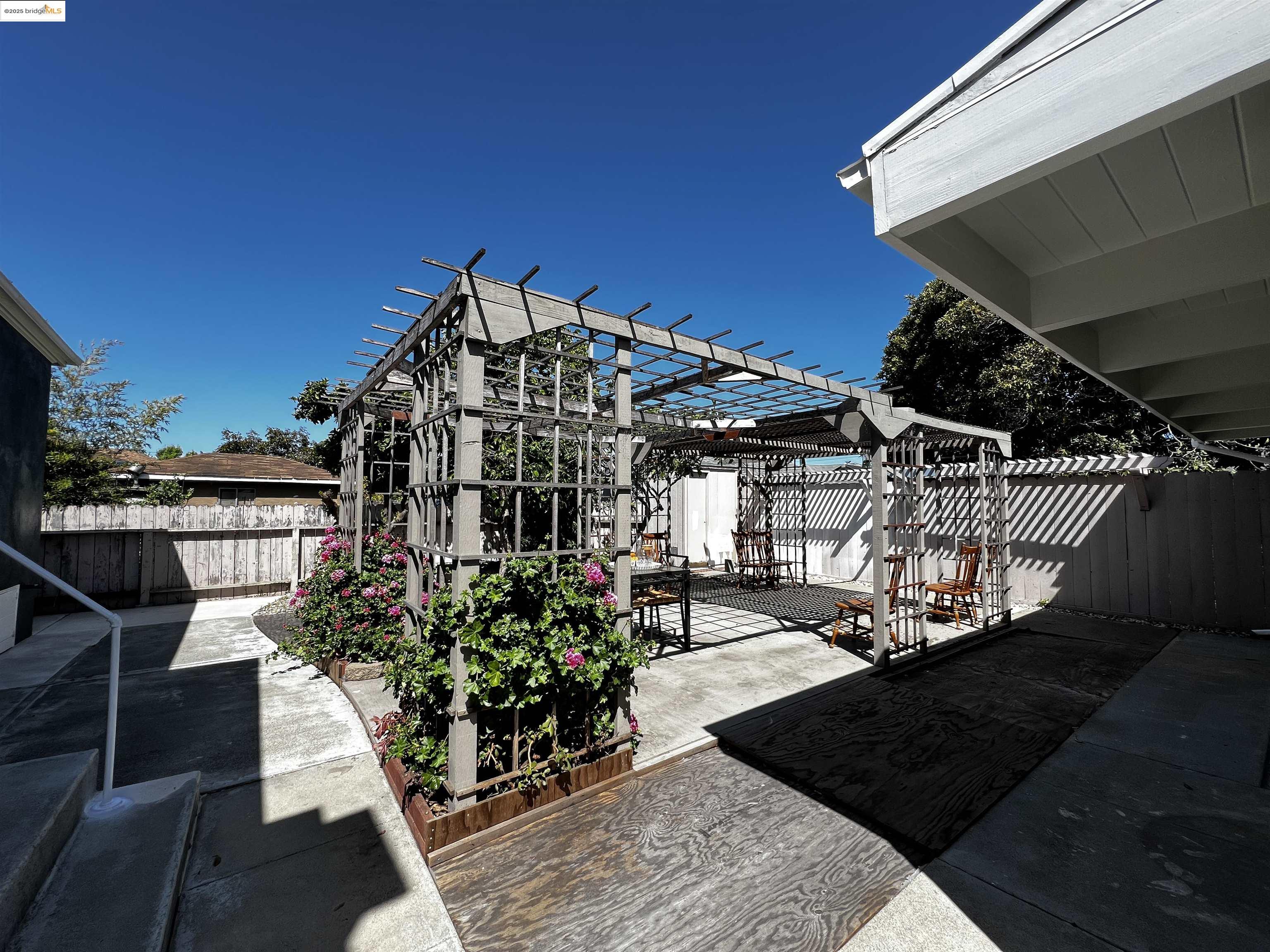 Detail Gallery Image 45 of 46 For 2119 Lincoln Ave, Richmond,  CA 94801 - 3 Beds | 2 Baths