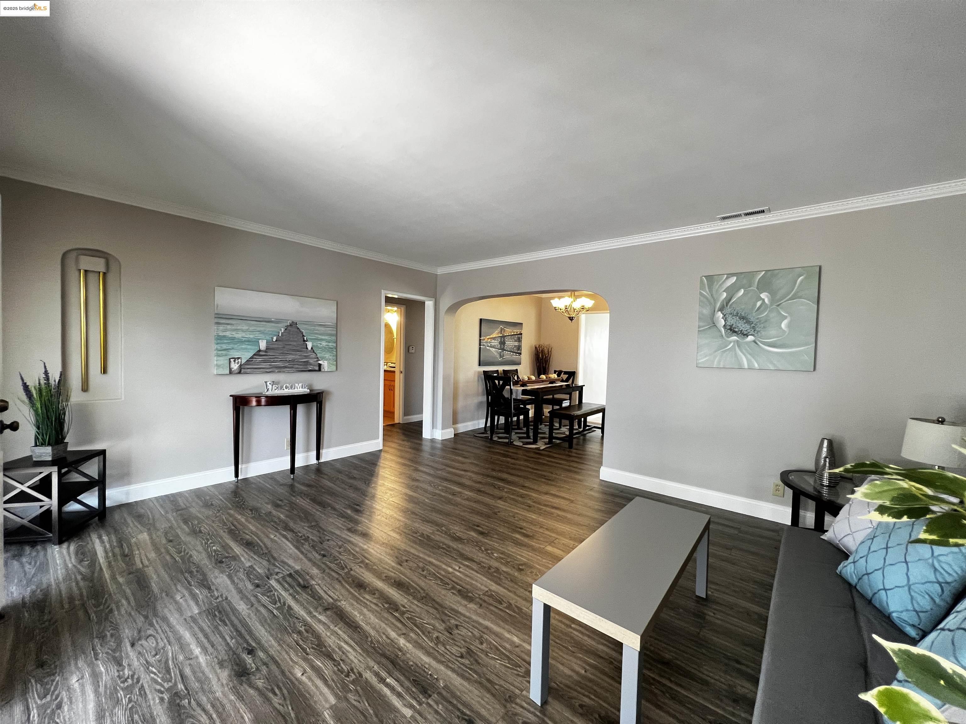 Detail Gallery Image 6 of 46 For 2119 Lincoln Ave, Richmond,  CA 94801 - 3 Beds | 2 Baths