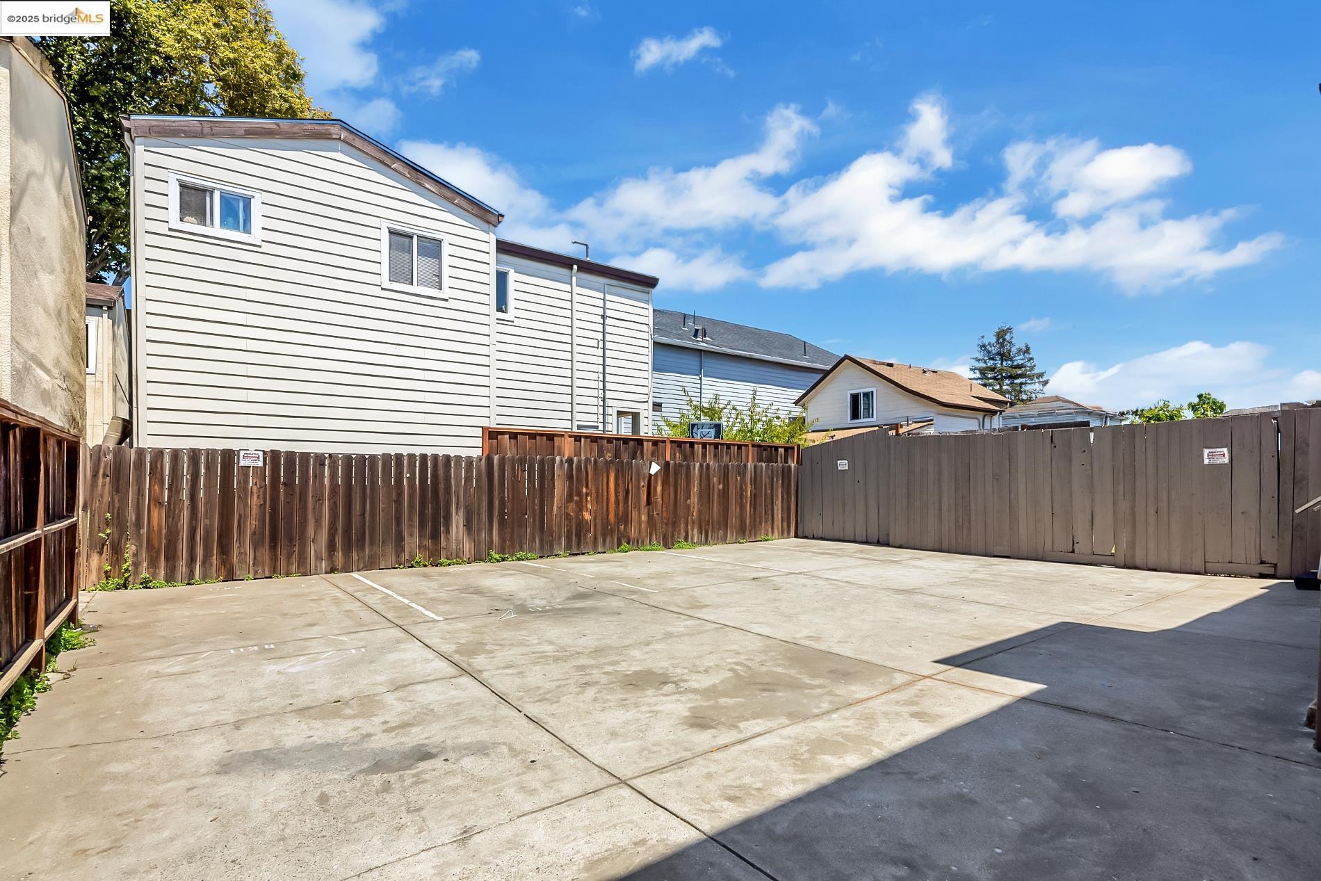 Detail Gallery Image 29 of 29 For 1138 E 15th St, Oakland,  CA 94606 - – Beds | – Baths