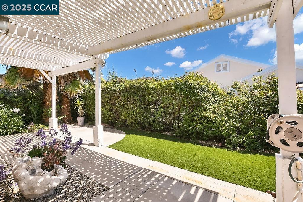 Detail Gallery Image 26 of 40 For 1570 Crispin Dr, Brentwood,  CA 94513 - 2 Beds | 2 Baths