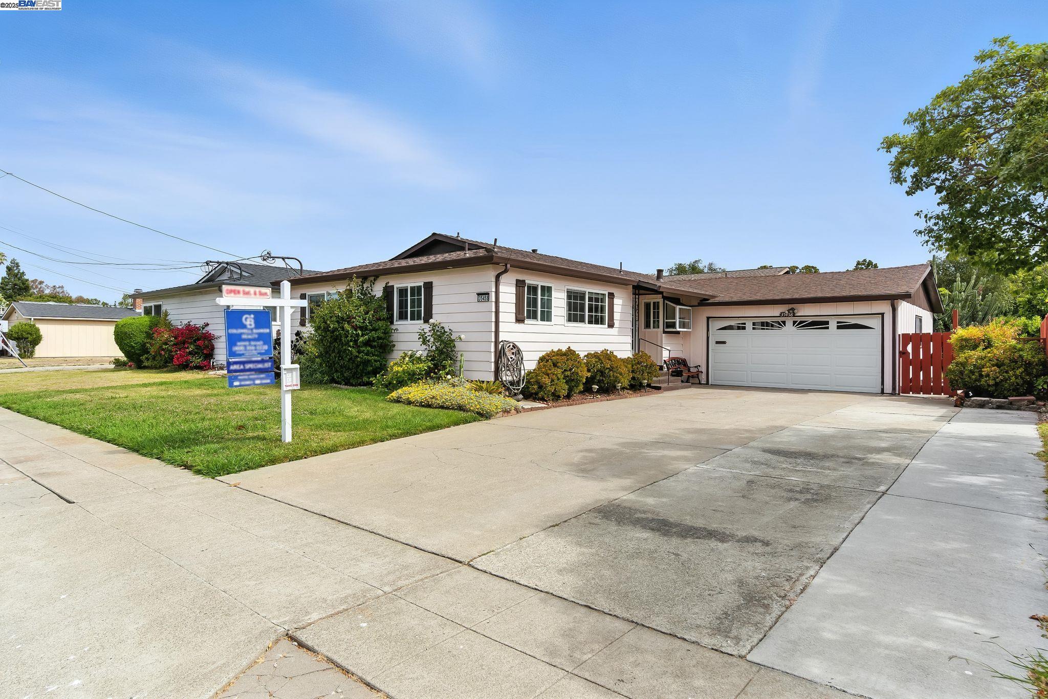 Detail Gallery Image 3 of 38 For 35458 Orleans Dr, Newark,  CA 94560 - 3 Beds | 2 Baths