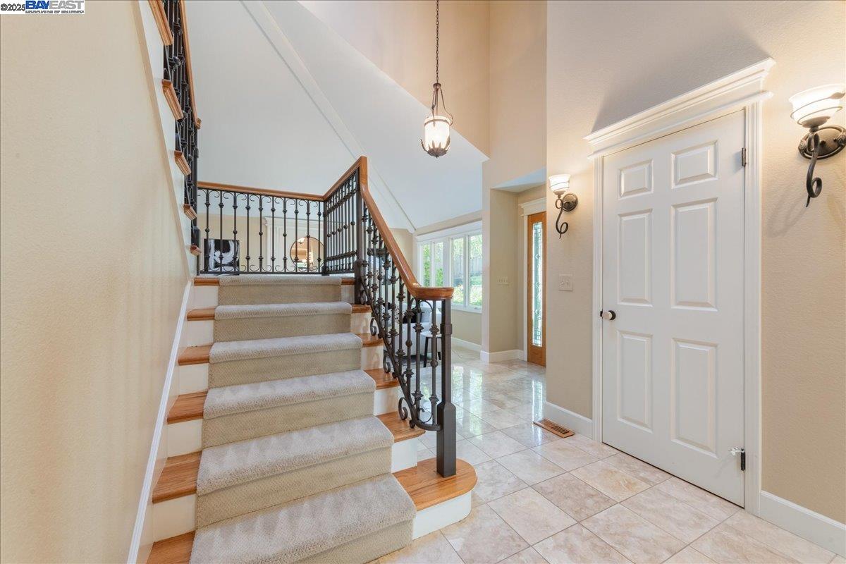 Detail Gallery Image 23 of 48 For 560 Buttonwood Dr, Danville,  CA 94506 - 4 Beds | 3 Baths