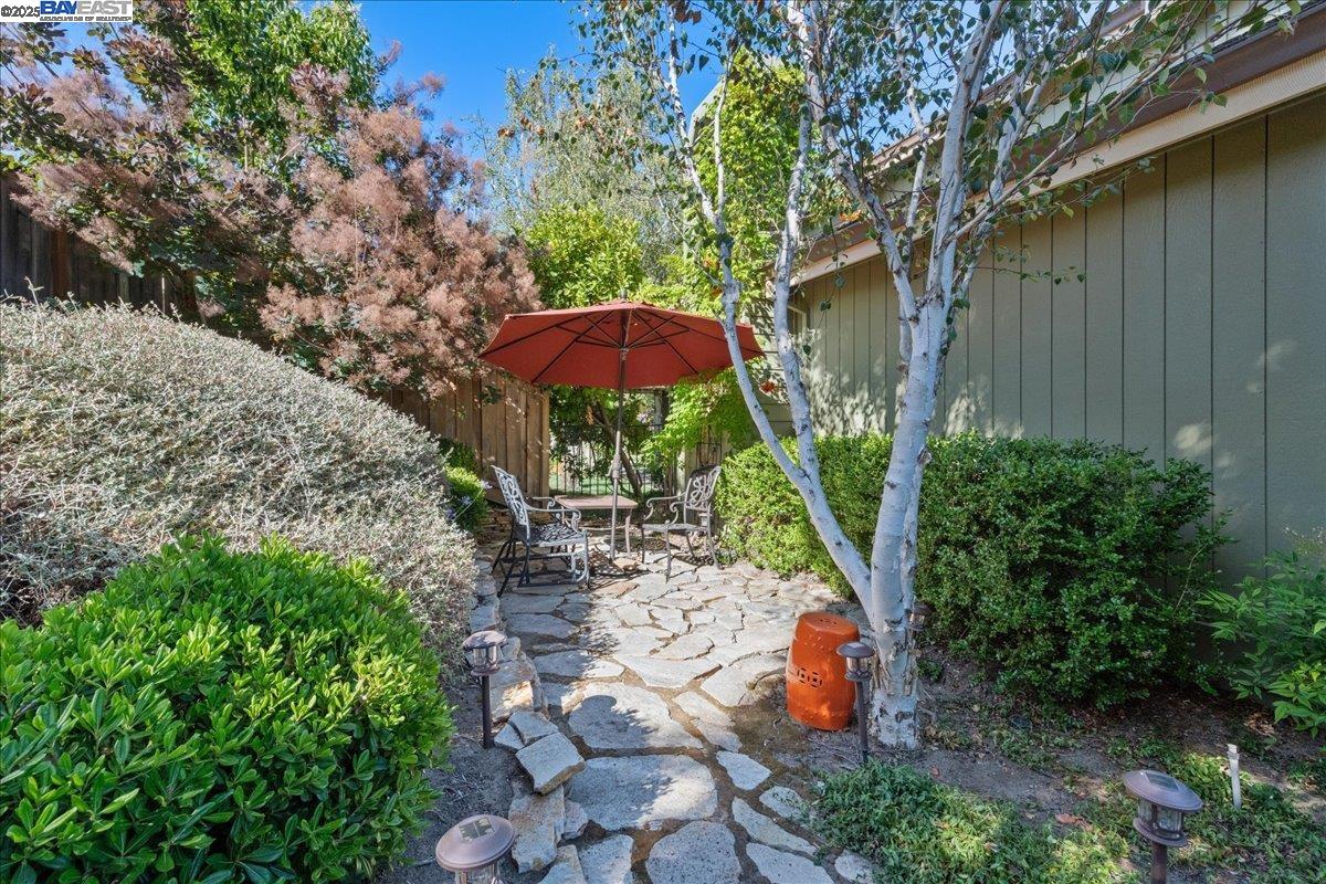 Detail Gallery Image 39 of 48 For 560 Buttonwood Dr, Danville,  CA 94506 - 4 Beds | 3 Baths