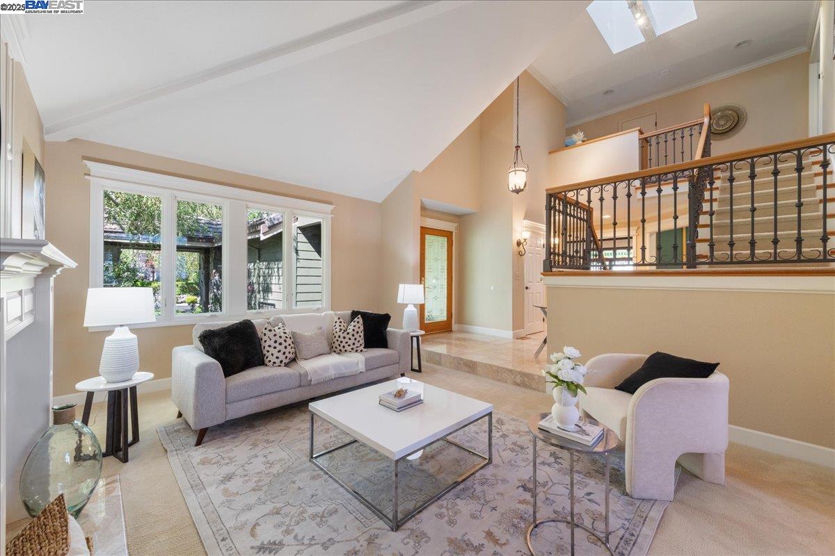 Detail Gallery Image 9 of 48 For 560 Buttonwood Dr, Danville,  CA 94506 - 4 Beds | 3 Baths