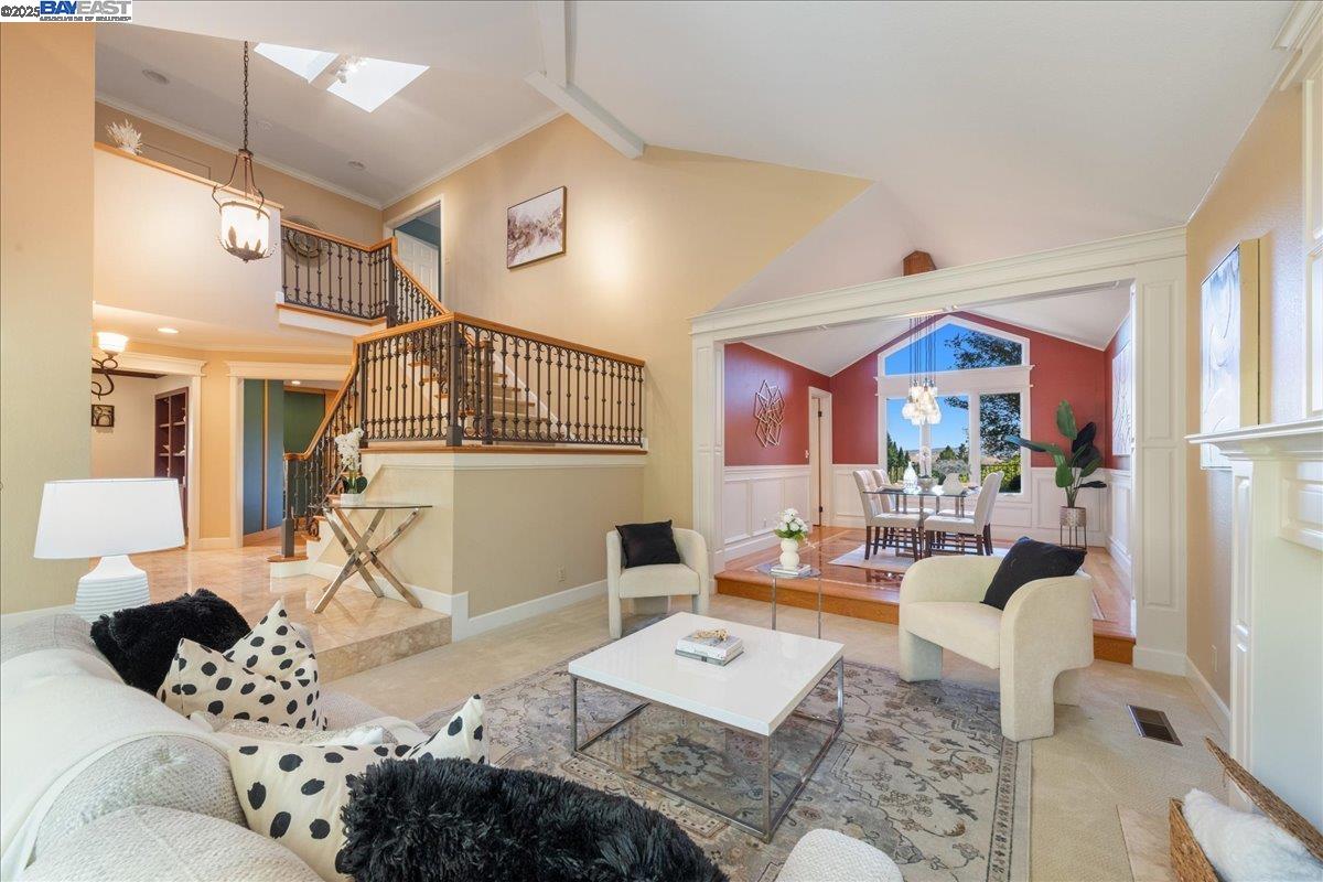 Detail Gallery Image 10 of 48 For 560 Buttonwood Dr, Danville,  CA 94506 - 4 Beds | 3 Baths