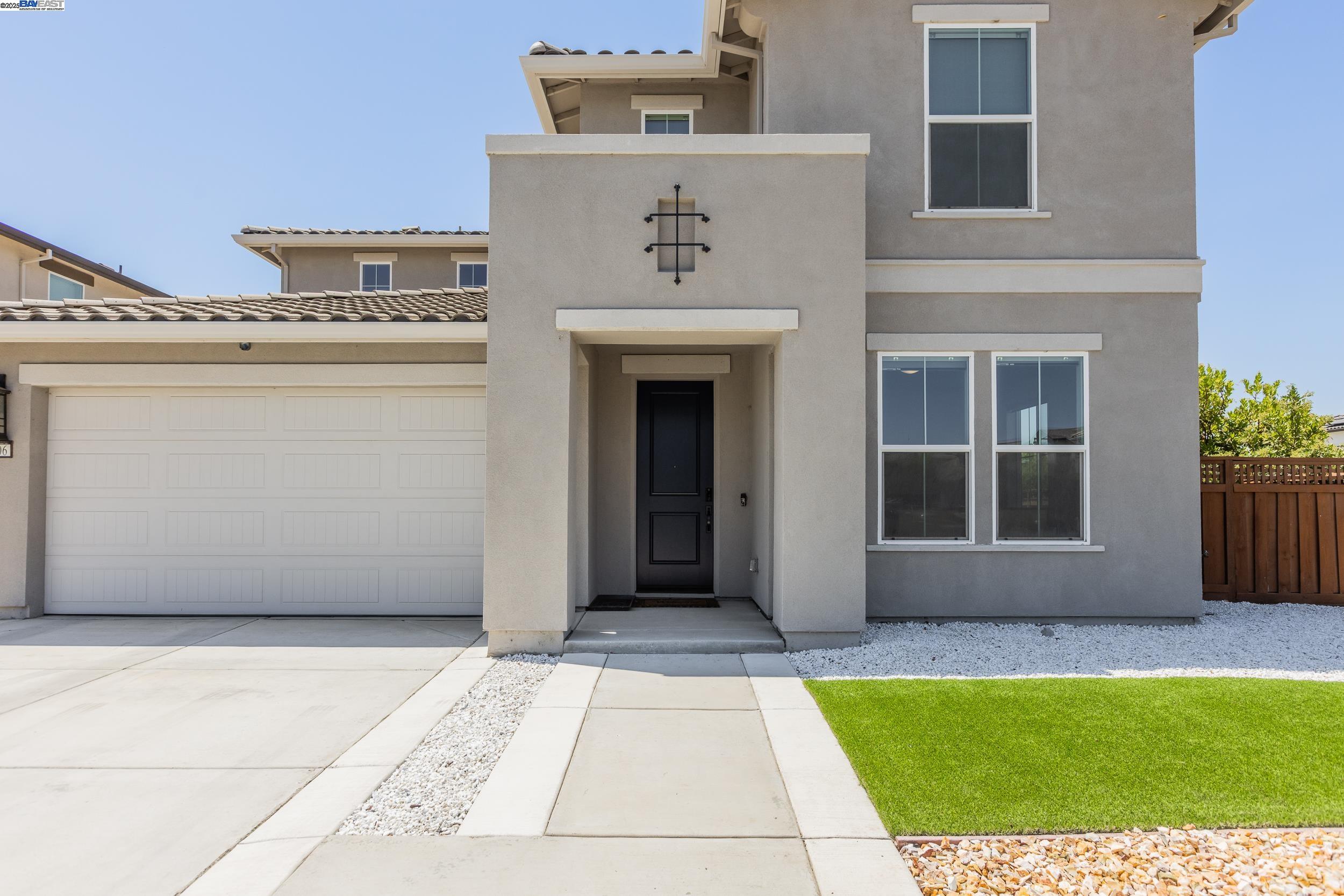 Detail Gallery Image 7 of 41 For 2306 Mozart Avenue, Lathrop,  CA 95330 - 4 Beds | 3 Baths