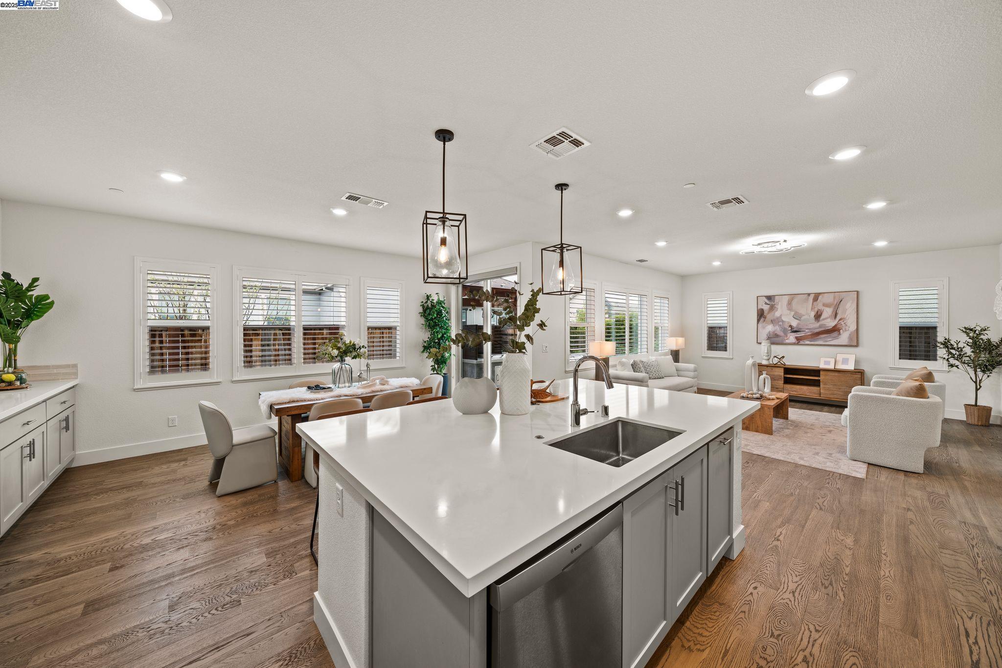 Detail Gallery Image 17 of 60 For 318 Paradiso Ct, San Ramon,  CA 94583 - 4 Beds | 3 Baths