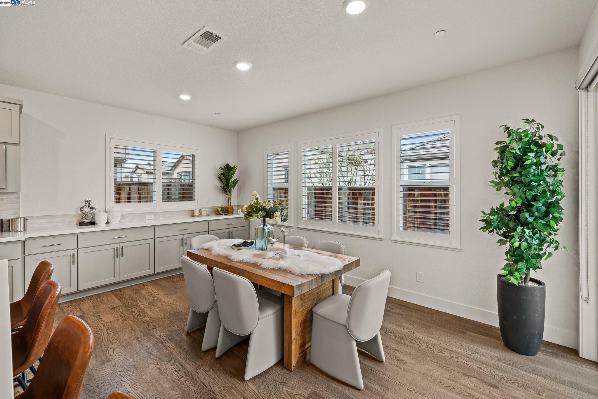 Detail Gallery Image 22 of 60 For 318 Paradiso Ct, San Ramon,  CA 94583 - 4 Beds | 3 Baths