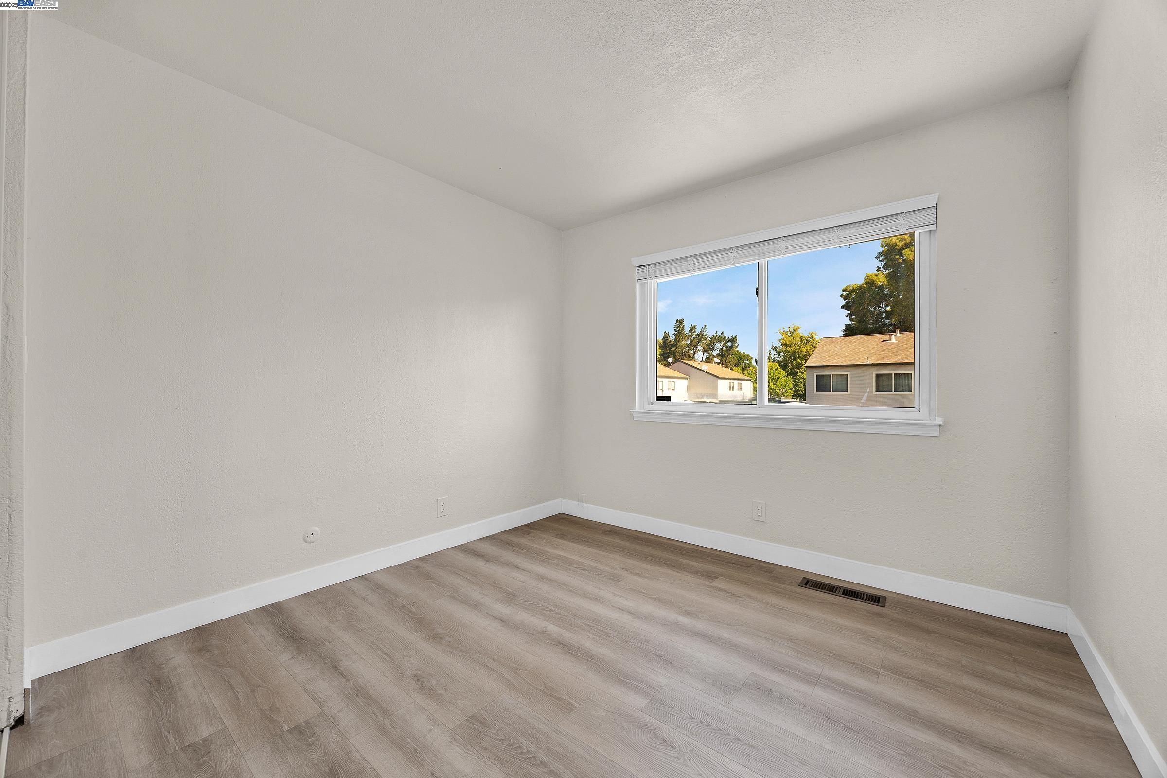 Photo #20: 41104258 Listing: Photo #20