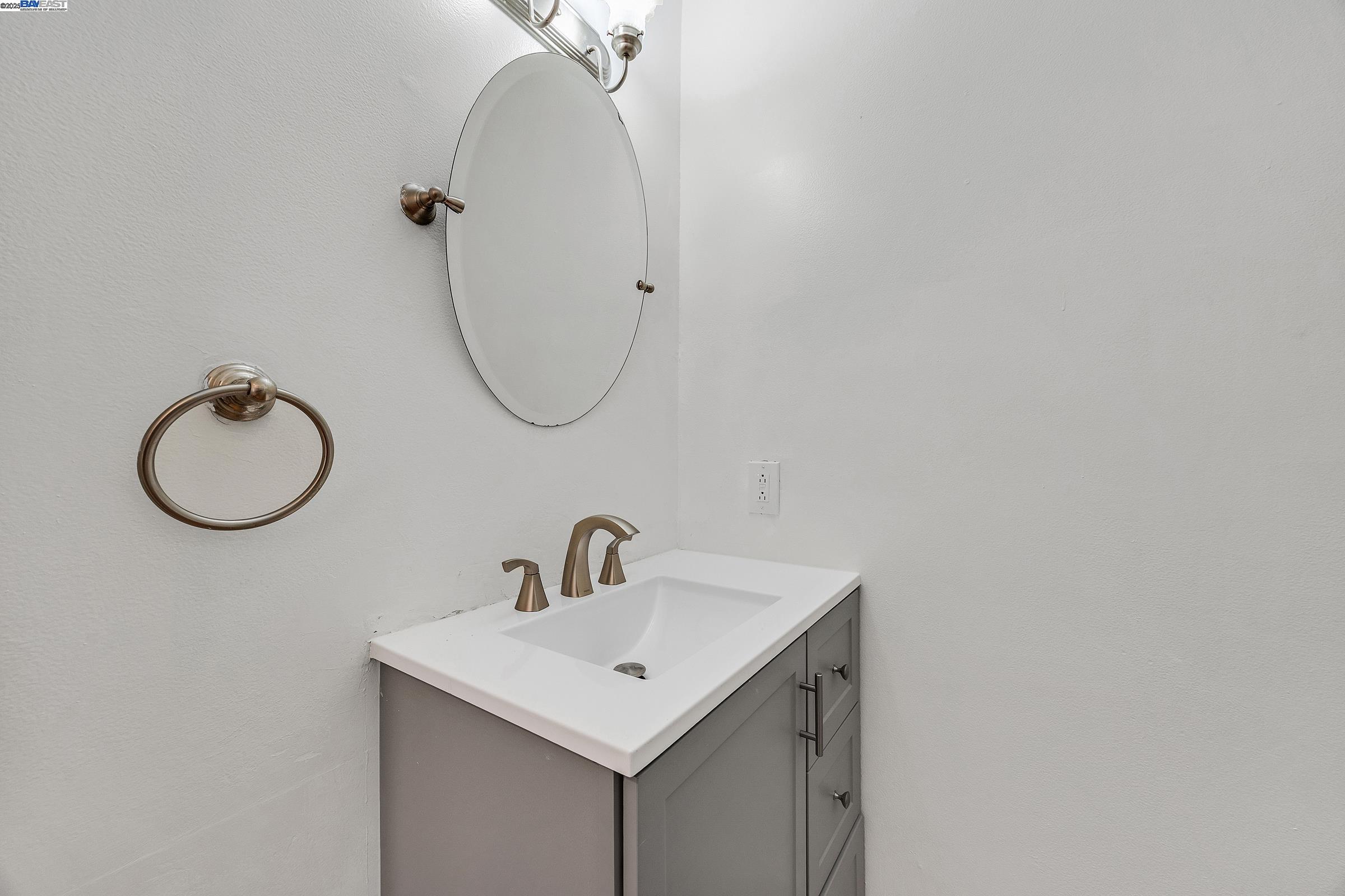 Photo #6: 41104258 Listing 