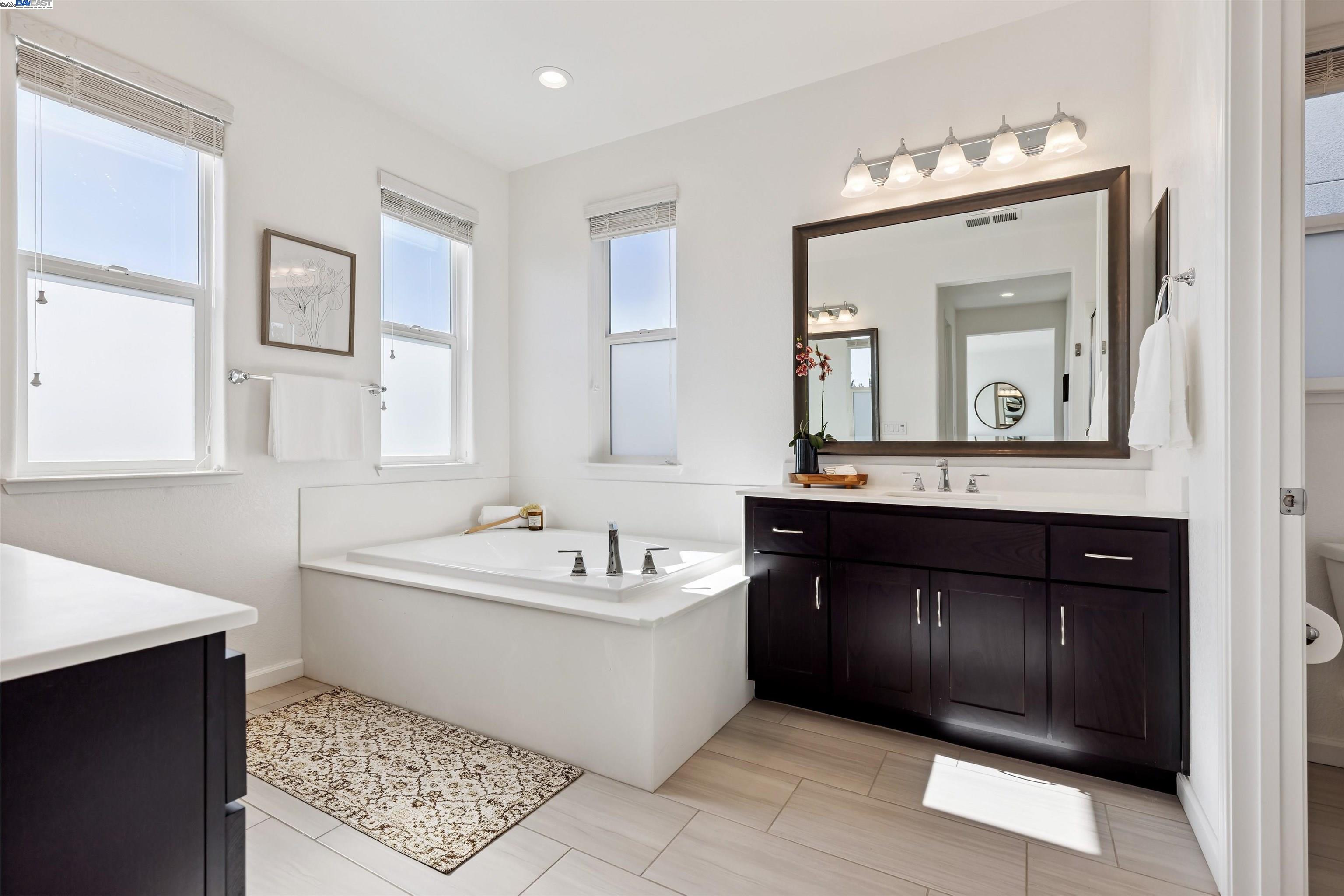 Detail Gallery Image 25 of 45 For 2209 Shiraz Cmn, Livermore,  CA 94550 - 3 Beds | 3 Baths