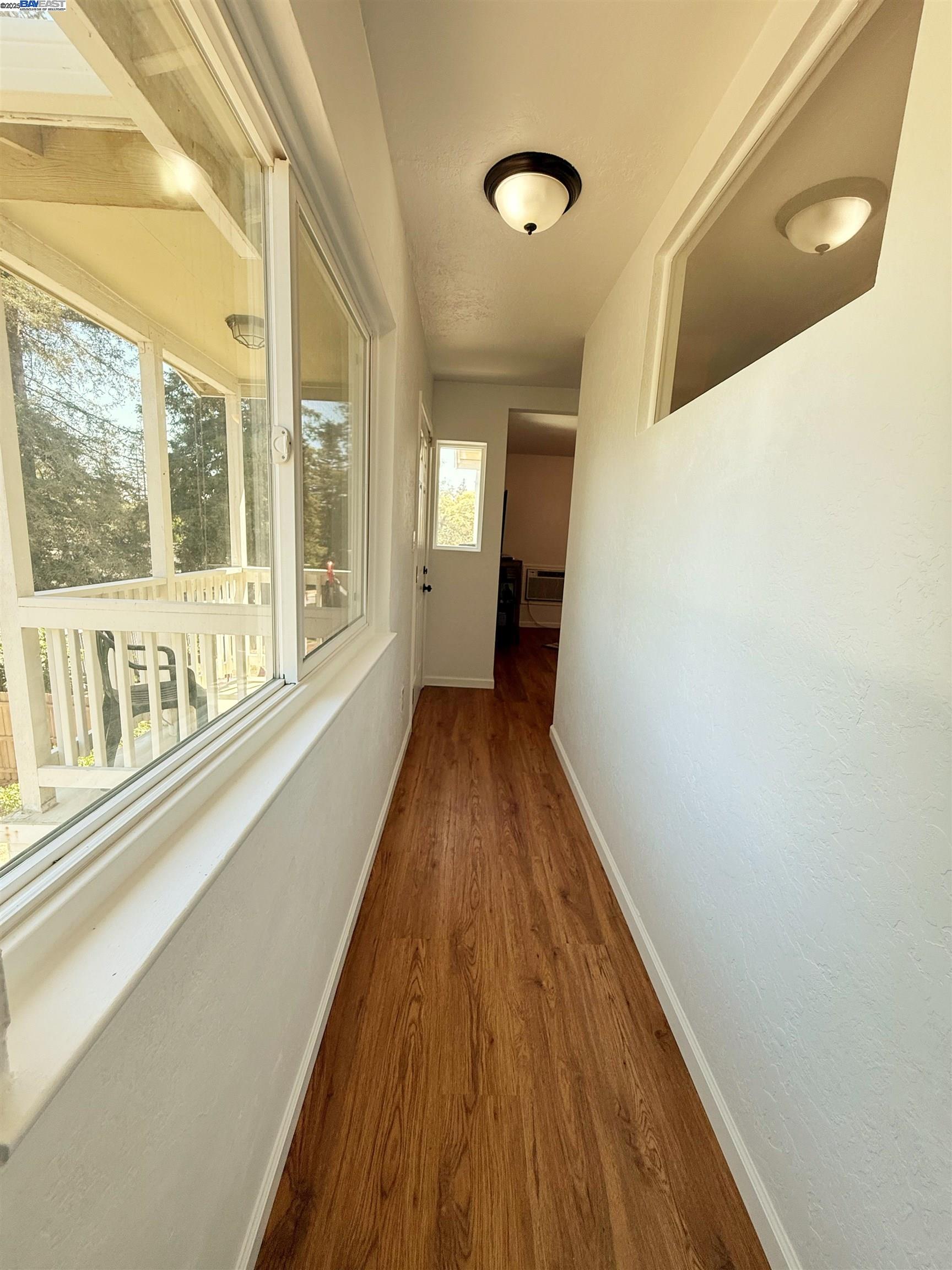 Detail Gallery Image 16 of 20 For 3010 Grant St, Concord,  CA 94520 - 5 Beds | 3 Baths