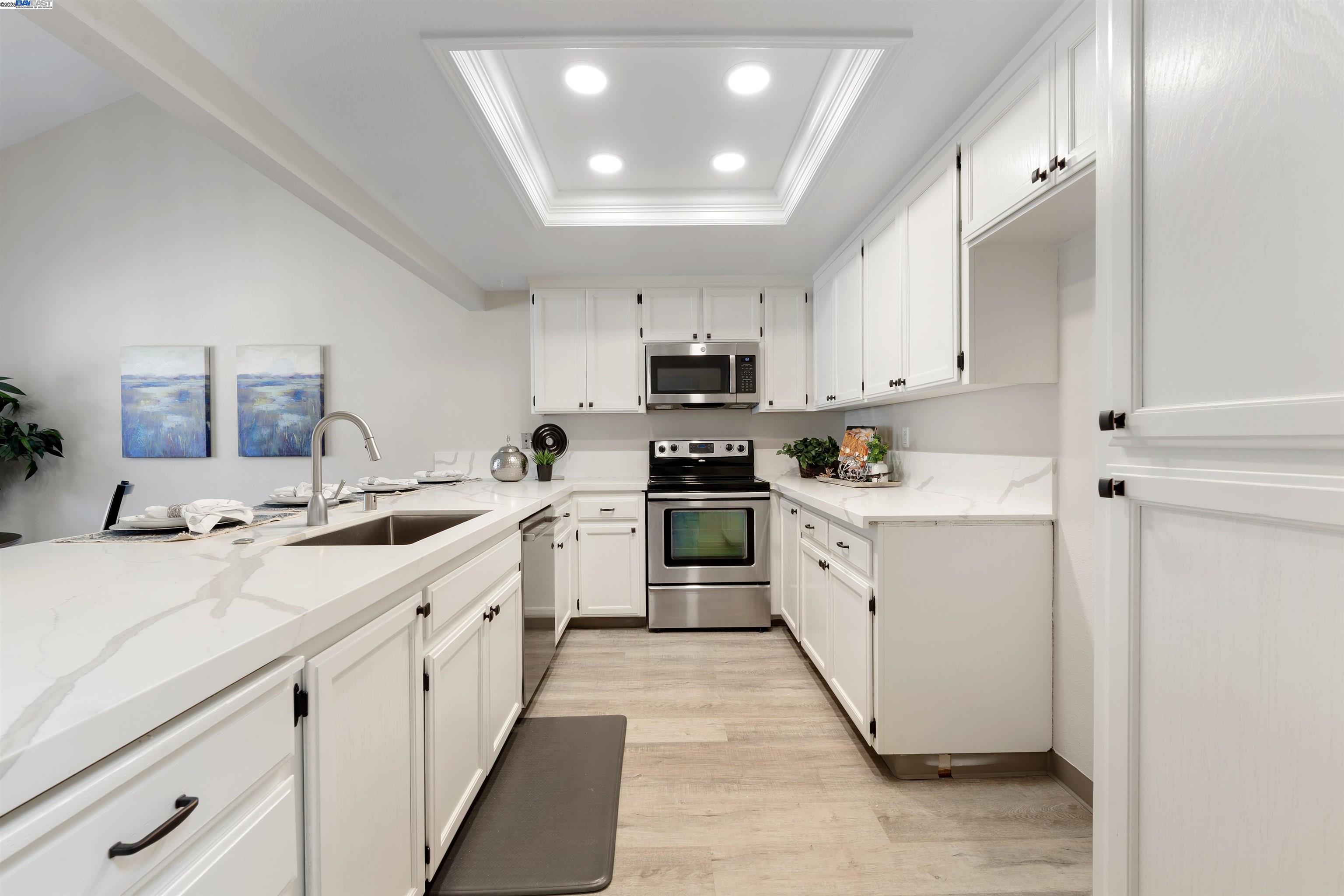 Detail Gallery Image 5 of 25 For 236 Tomas Way, Pleasanton,  CA 94566 - 3 Beds | 2 Baths