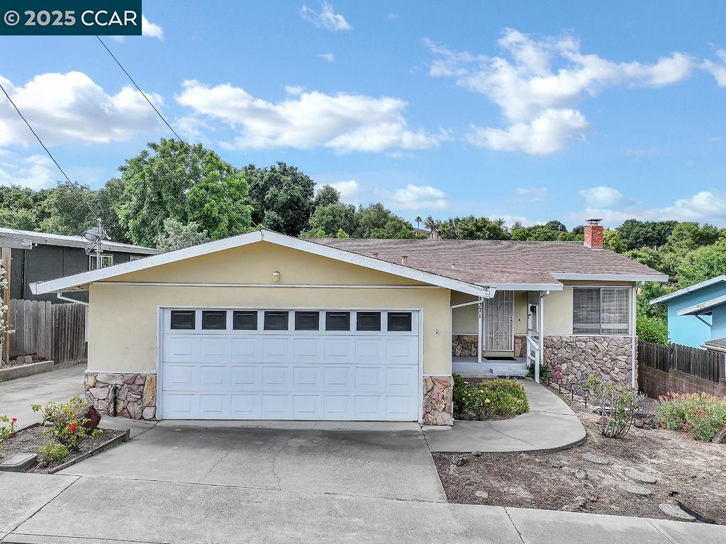 Detail Gallery Image 1 of 33 For 1371 7th St, Rodeo,  CA 94572 - 3 Beds | 2 Baths