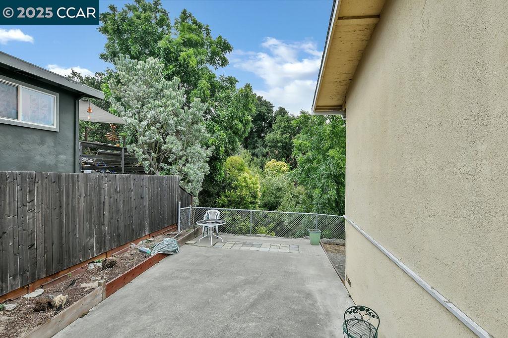 Detail Gallery Image 20 of 33 For 1371 7th St, Rodeo,  CA 94572 - 3 Beds | 2 Baths