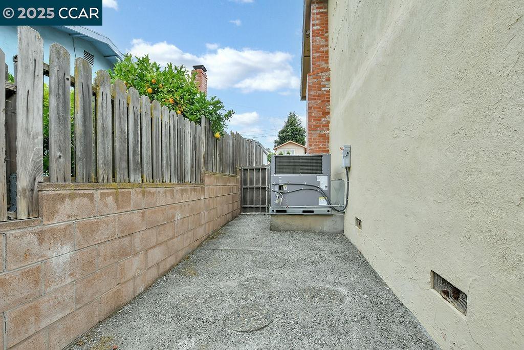 Detail Gallery Image 23 of 33 For 1371 7th St, Rodeo,  CA 94572 - 3 Beds | 2 Baths
