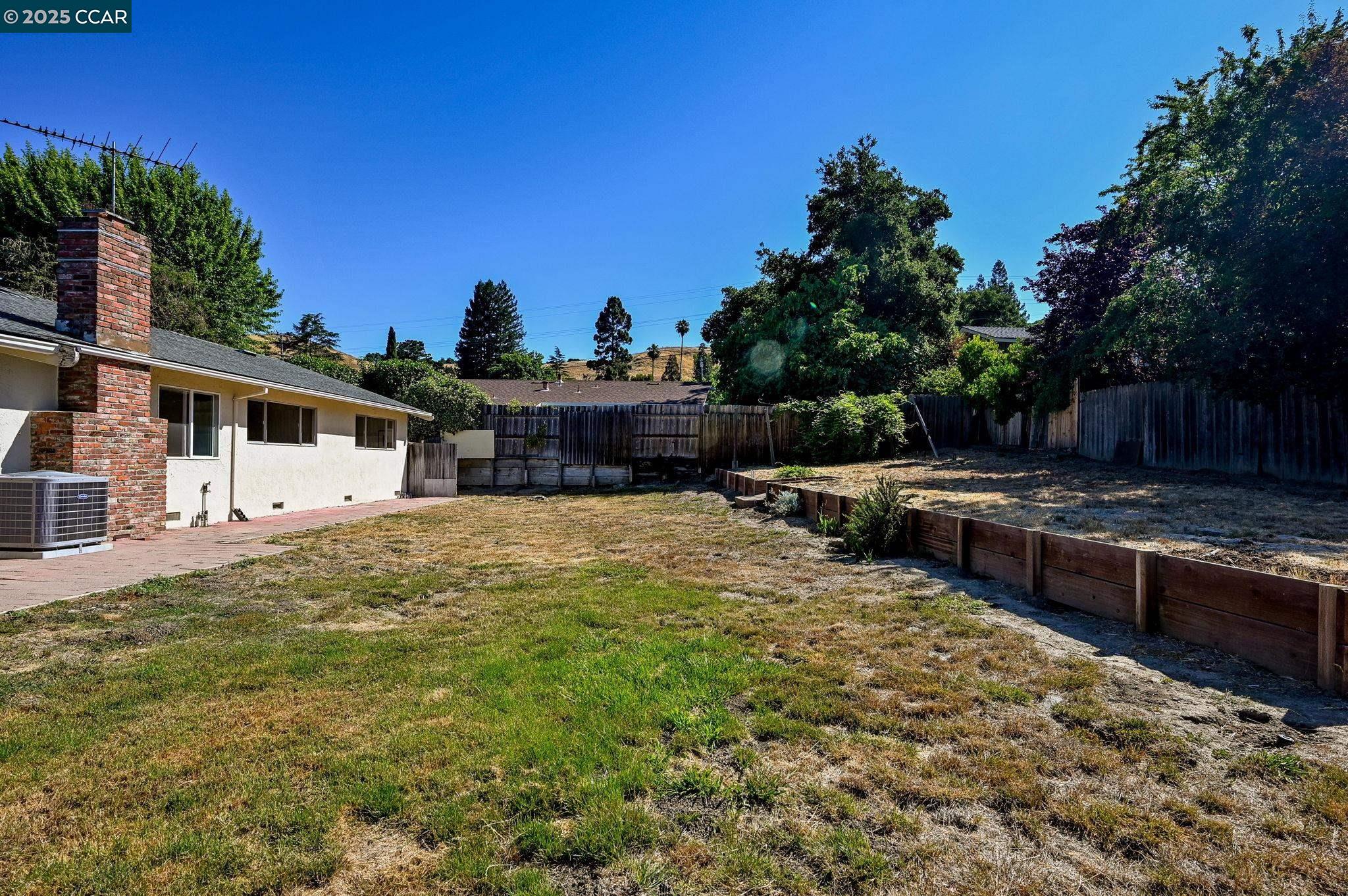 Detail Gallery Image 24 of 28 For 5 Dickenson Dr, Moraga,  CA 94556 - 4 Beds | 2 Baths