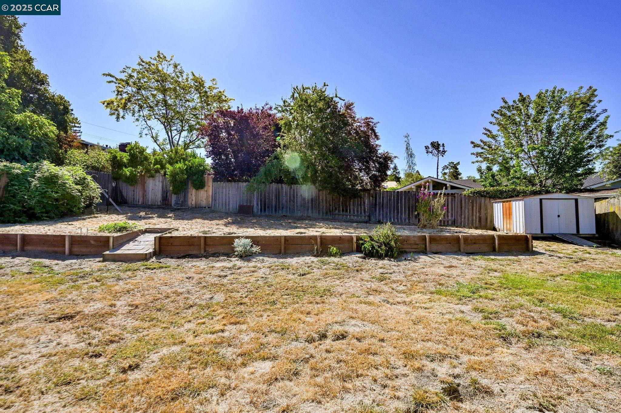 Detail Gallery Image 27 of 28 For 5 Dickenson Dr, Moraga,  CA 94556 - 4 Beds | 2 Baths