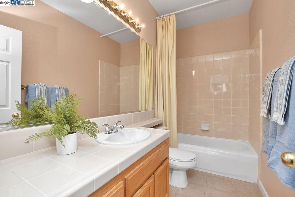 Detail Gallery Image 17 of 41 For 2015 Newport Dr, Discovery Bay,  CA 94505 - 3 Beds | 2 Baths