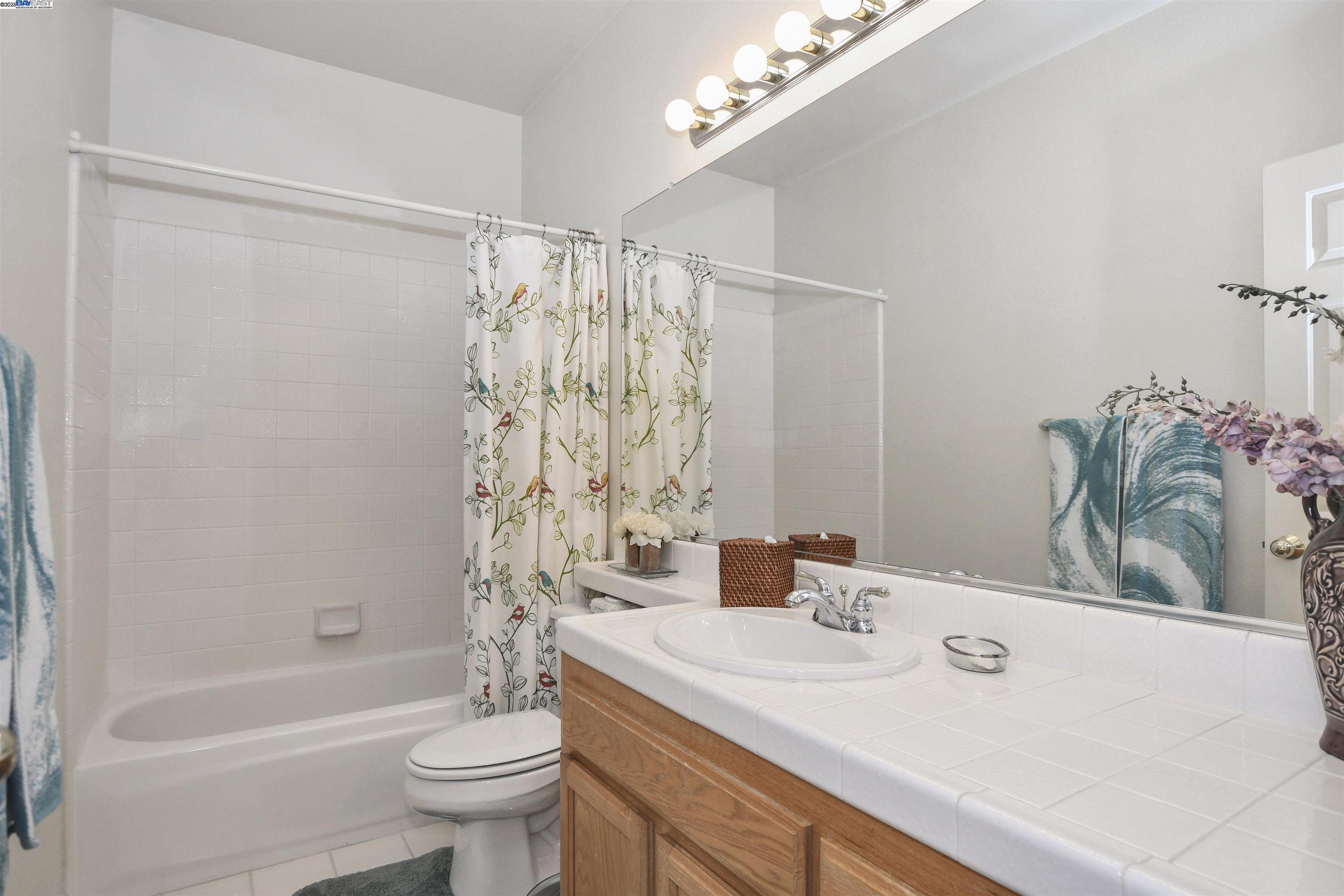 Detail Gallery Image 28 of 42 For 1989 Newport Dr, Discovery Bay,  CA 94505 - 3 Beds | 2 Baths