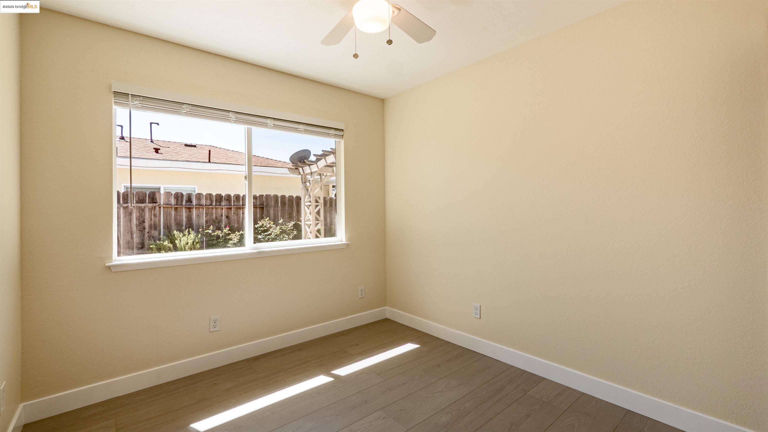 Detail Gallery Image 13 of 27 For 37141 Dondero Way, Fremont,  CA 94536 - 3 Beds | 2 Baths